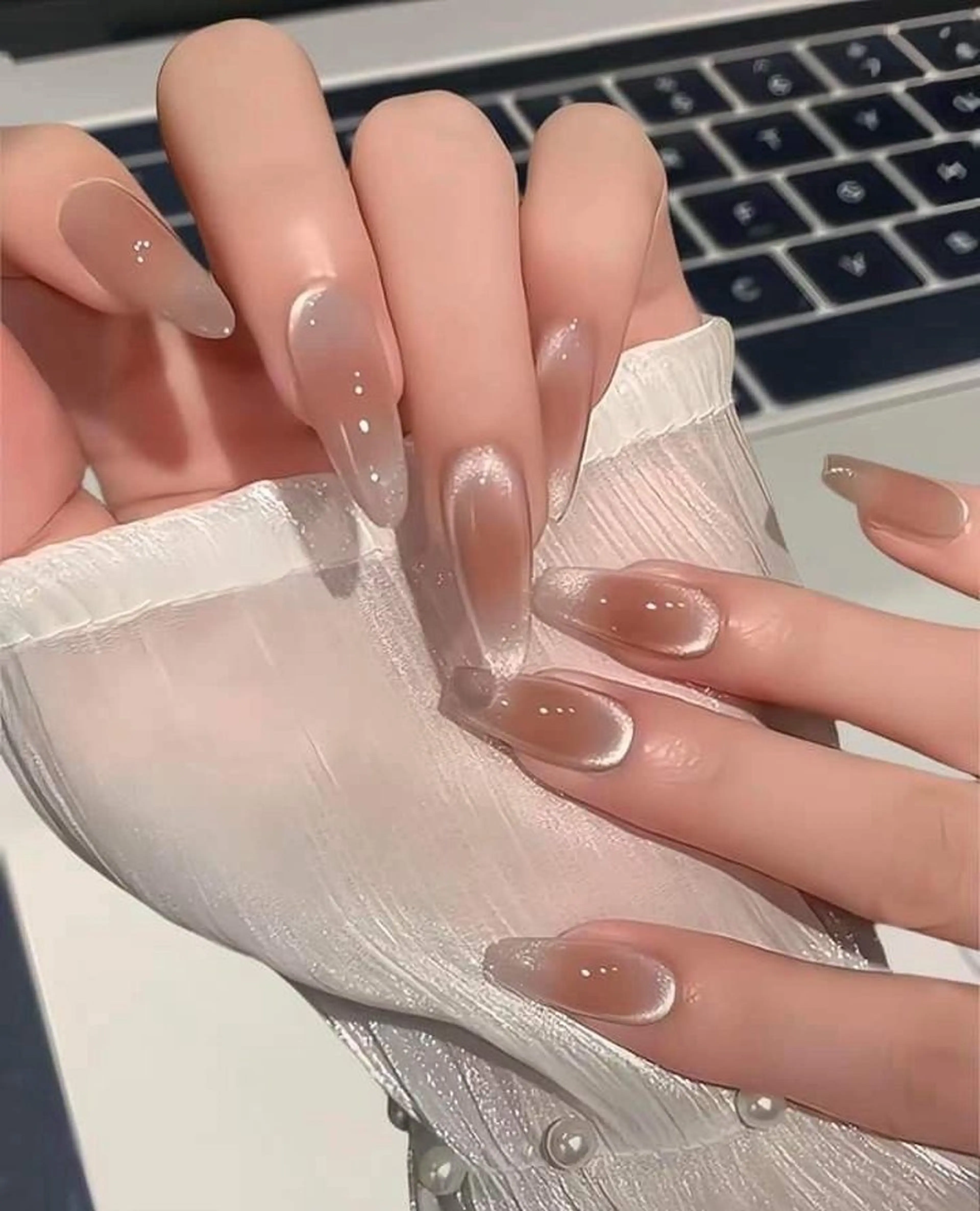 ネイル ハンドネイル 🪷Mi.o あいちゃん🐝のネイルデザイン