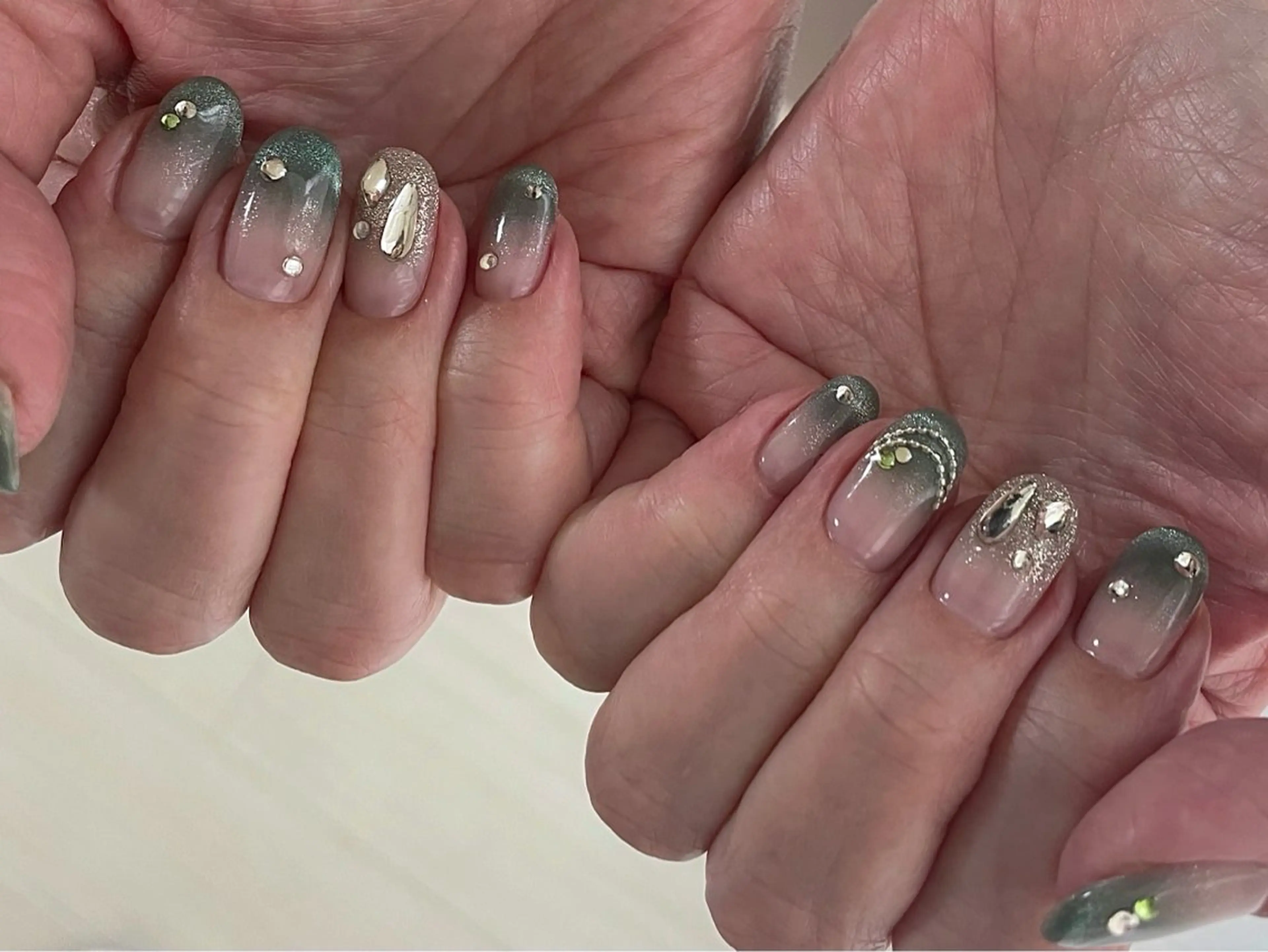 ネイル ハンドネイル ハンドケア KEY〜 MANAのネイルデザイン