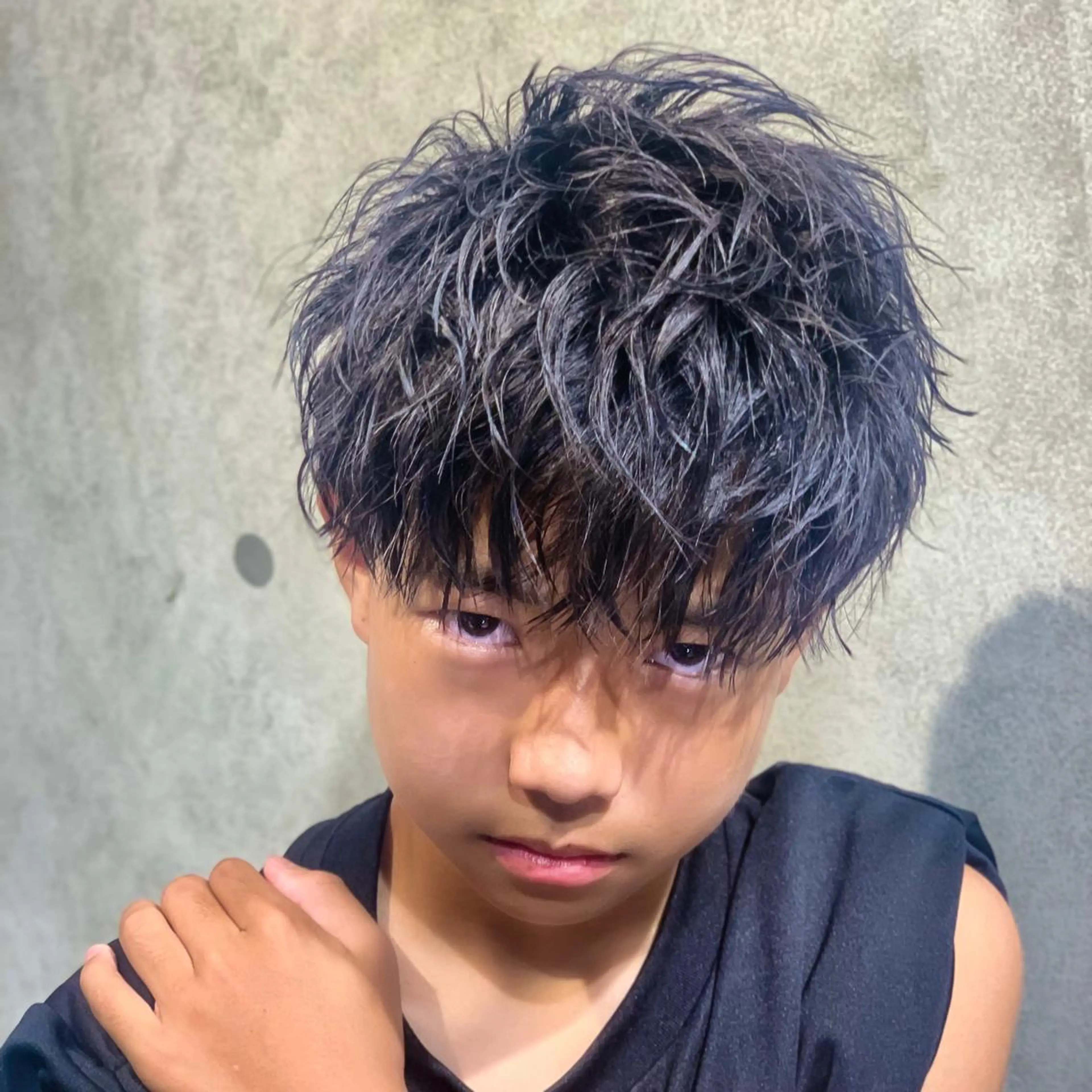 ショート カラー パーマ メンズ 透明感カラー ダークグレー カット ヘアカラー トリートメント 🔥メンズ🔥かっこ いいが正義！代表柿崎のヘアスタイル