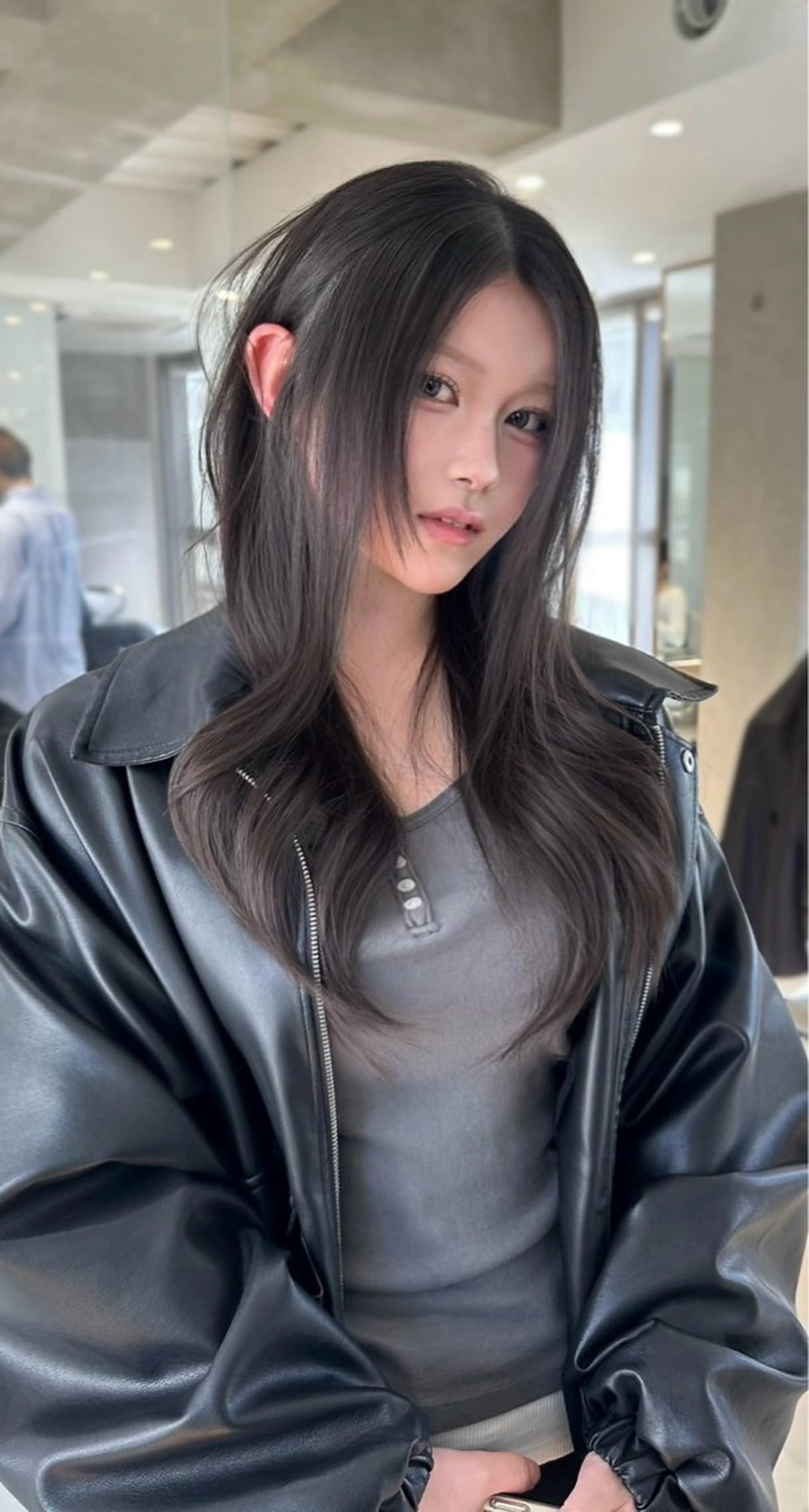 ロング カラー ヘアアレンジ カット ヘアカラー トリートメント ヘアセット 🫧🇰🇷韓国ヘア レイヤー🐺Yutaのヘアスタイル