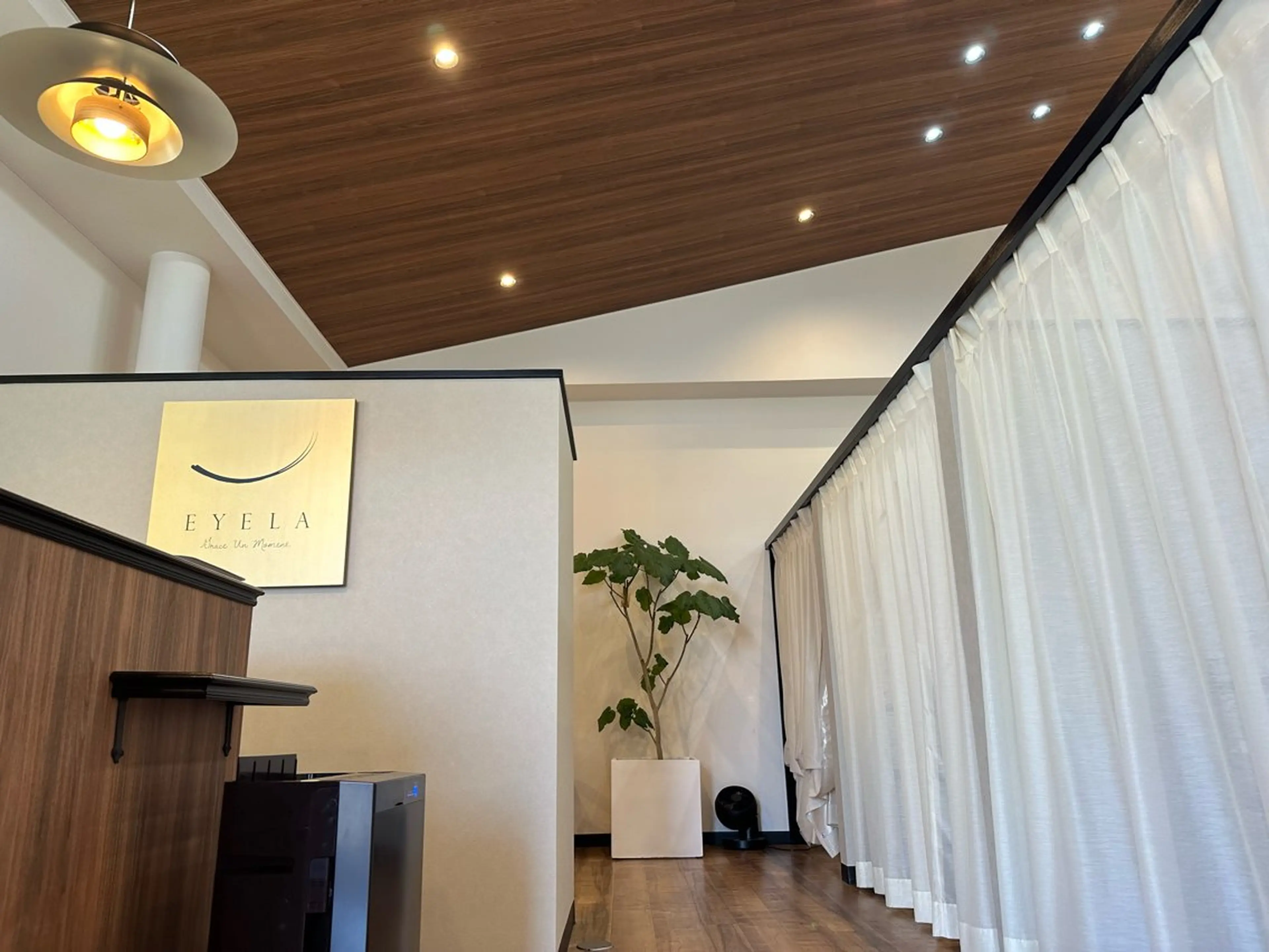 EYELA💋奥 脇のマツエク・マツパデザイン