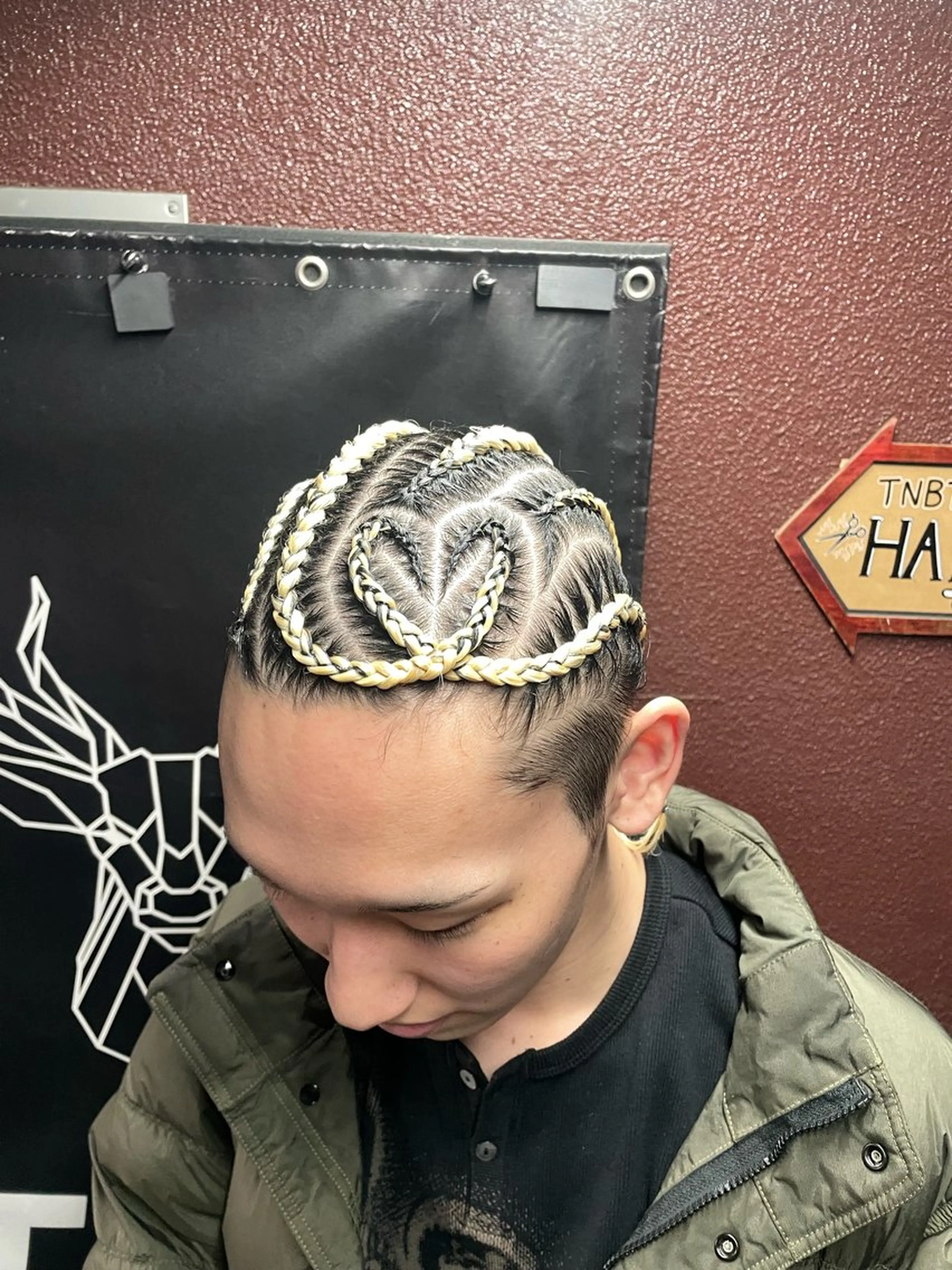ヘアアレンジ メンズ ヘアセット TNB TOKYO所属・エクステ/コーンロウ KURUMI⛓️🔥のヘアスタイル