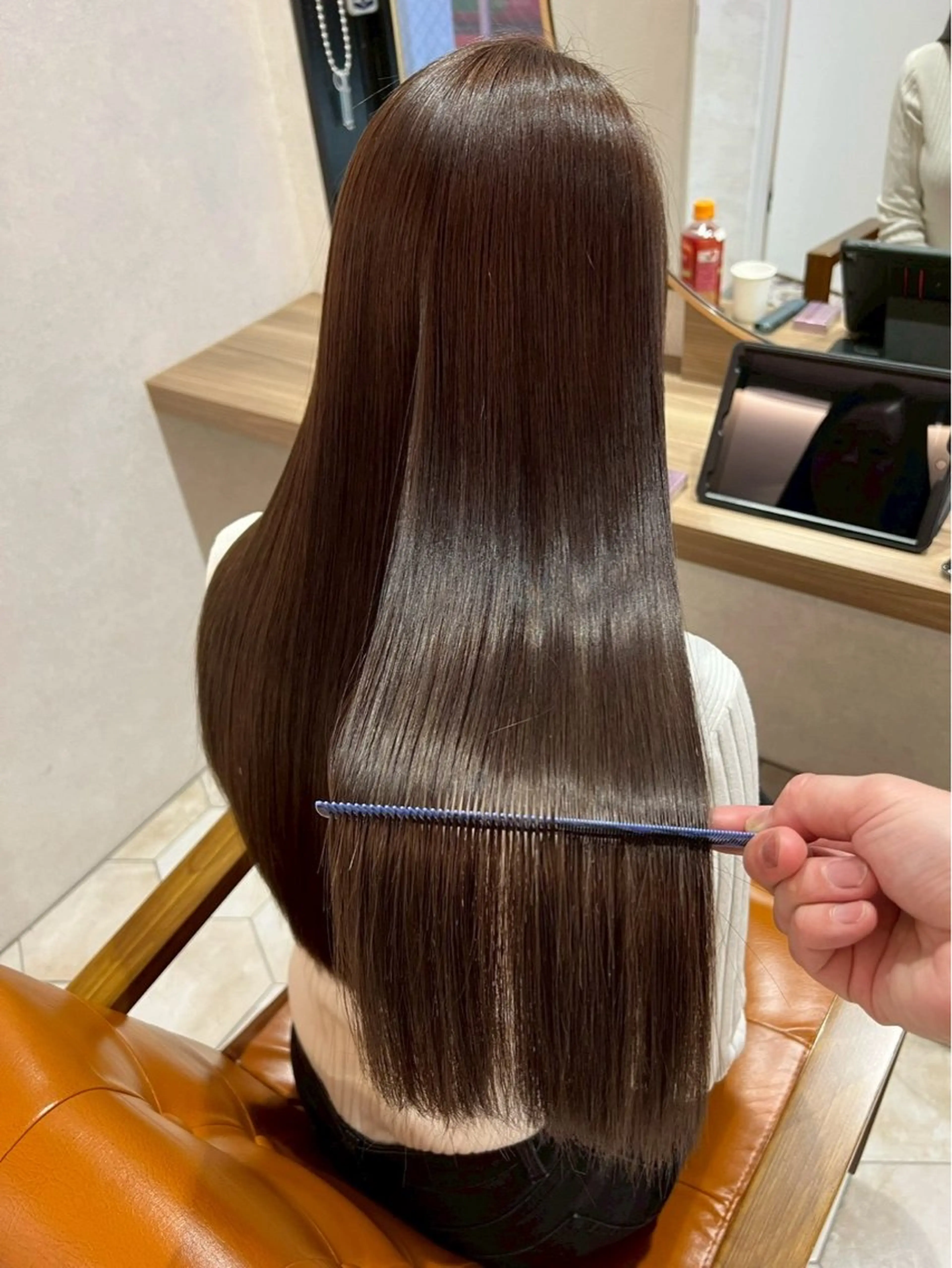 カラー 🐺ིྀ顔周レイヤー /髪質改善🩵aoiのヘアスタイル