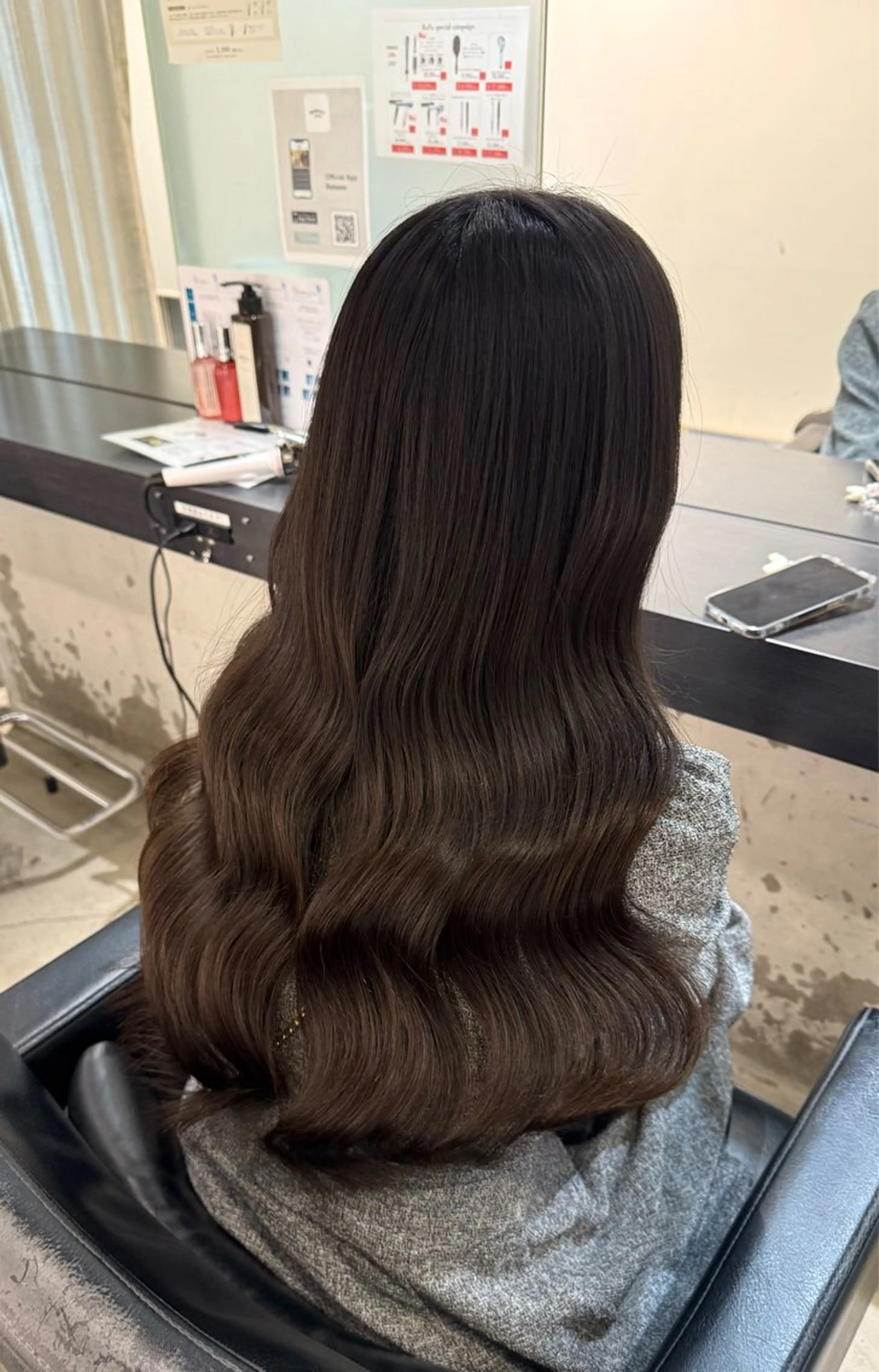 ロング カット WELLY  TOKYO所属・🌈レイヤーカット/ ハイトーン🌈タクマのヘアスタイル