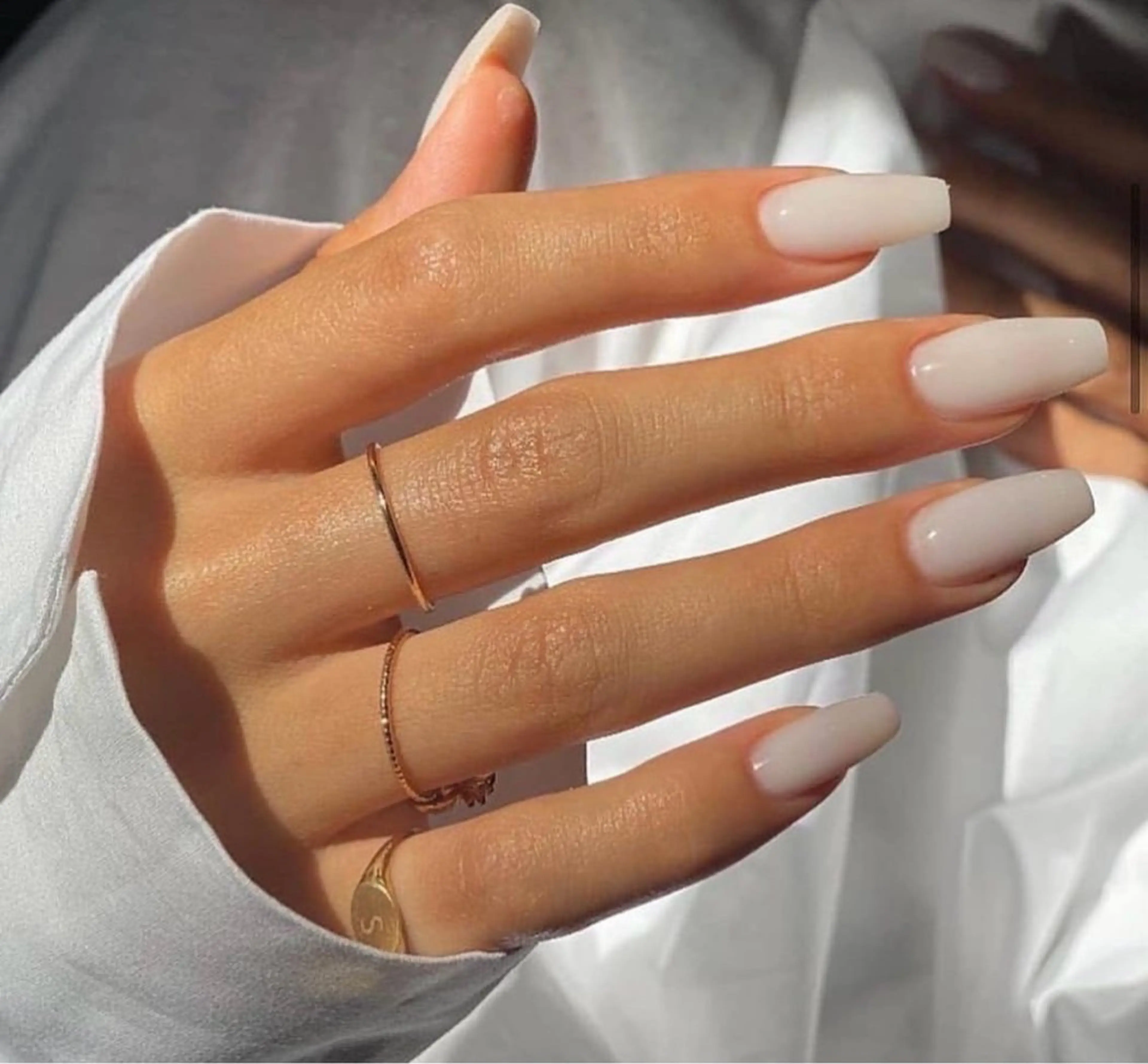 ネイル アートネイル オーロラネイル チークネイル フレンチネイル ガラスフレンチ ハンドネイル 🎀YooLi Nail salonのネイルデザイン