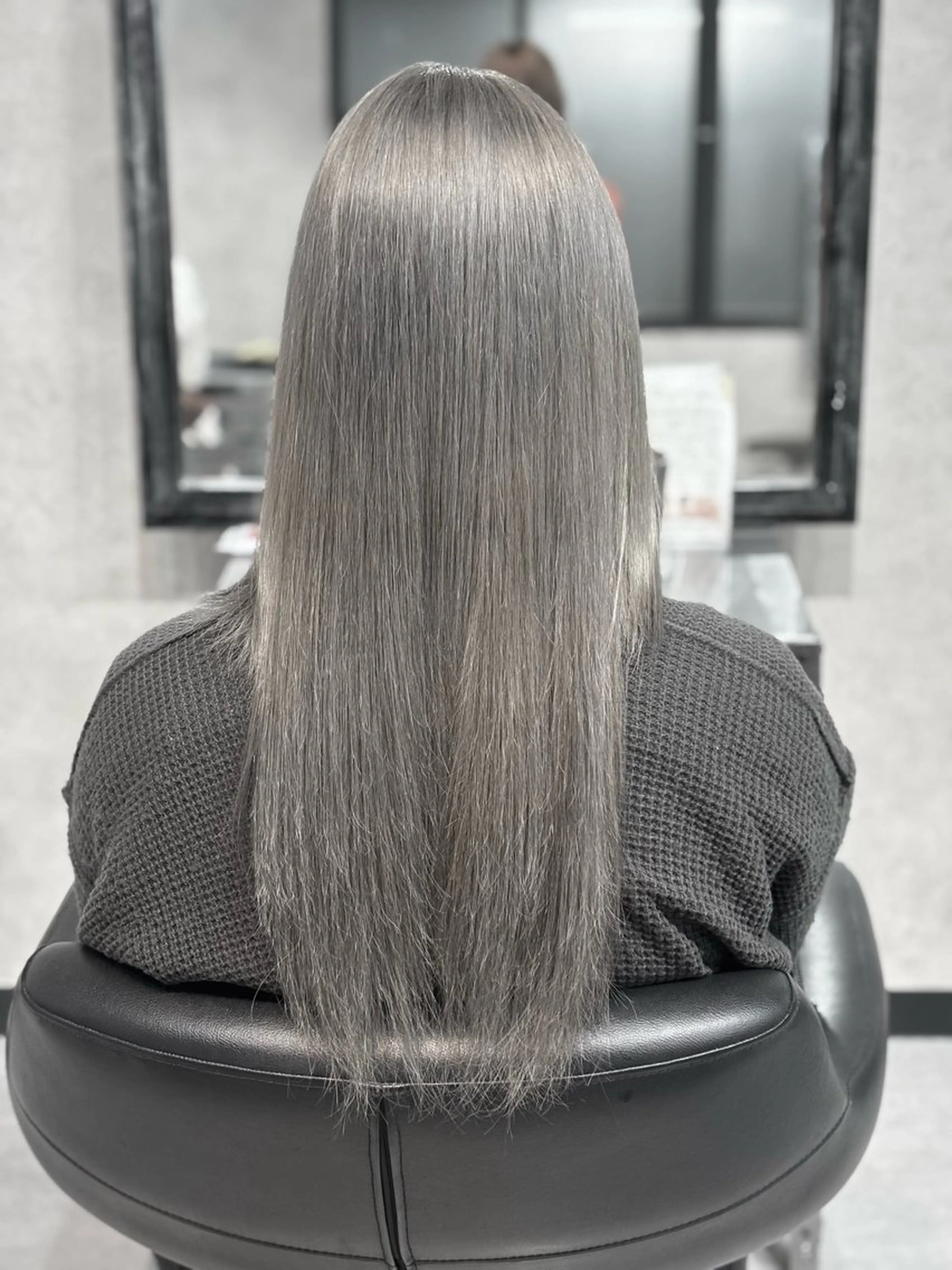 カラー KISSSWAN Remiのヘアスタイル