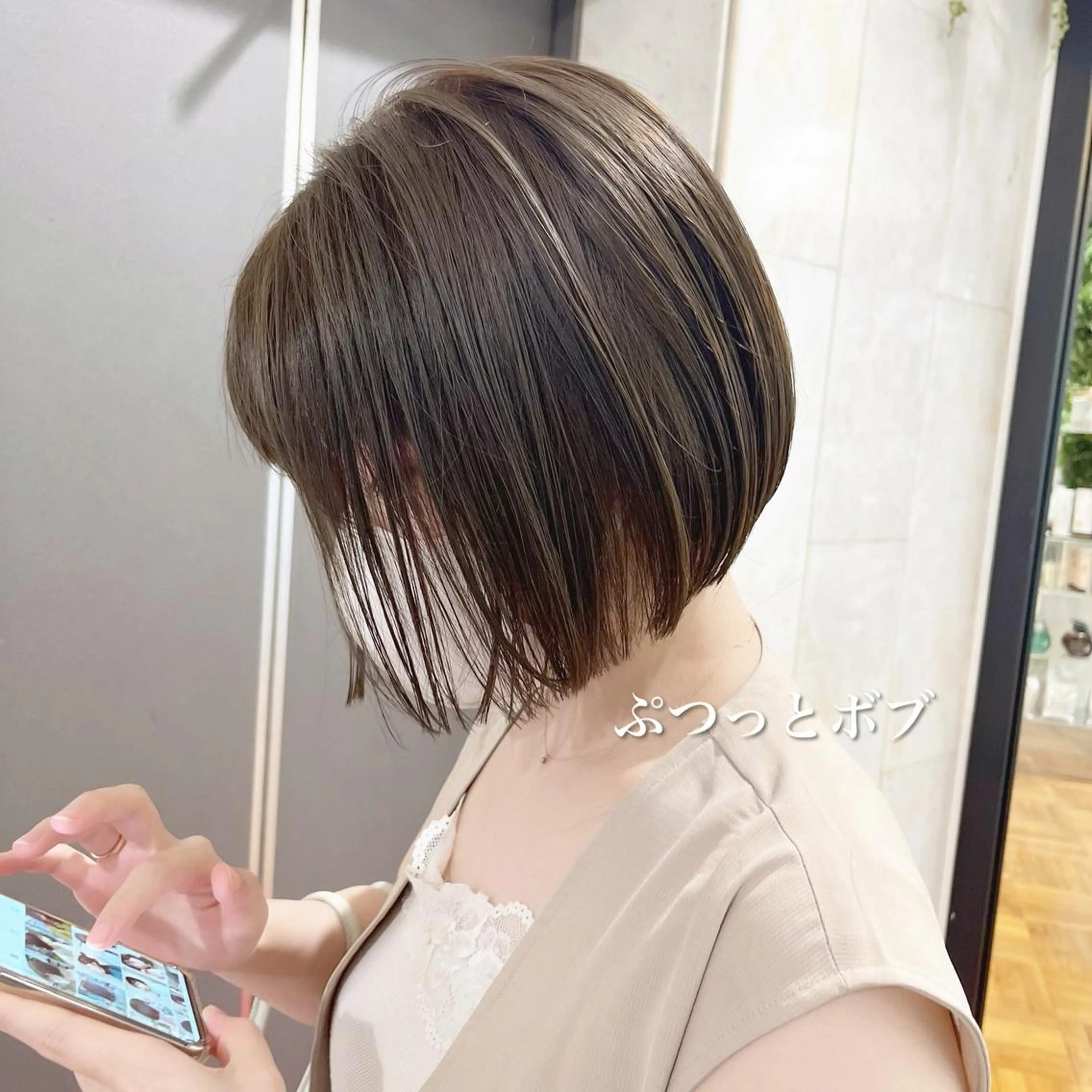 ショート カット ヘアカラー トリートメント ボブ顔周り 韓国遠藤小雪のヘアスタイル