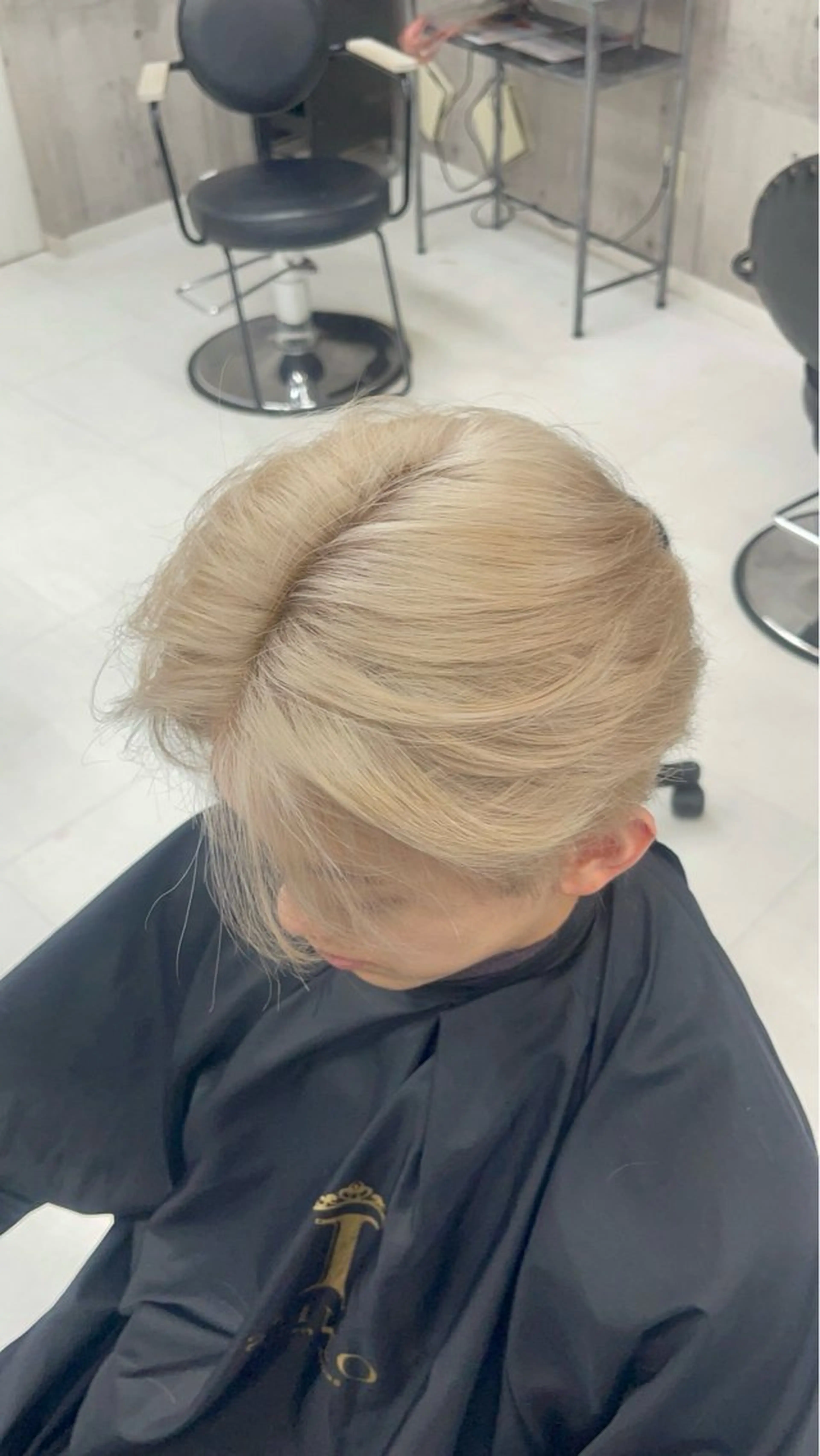 ショート カラー パーマ ヘアアレンジ メンズ キッズ レイヤーの魔術師 𓍼takumi𓍼のヘアスタイル