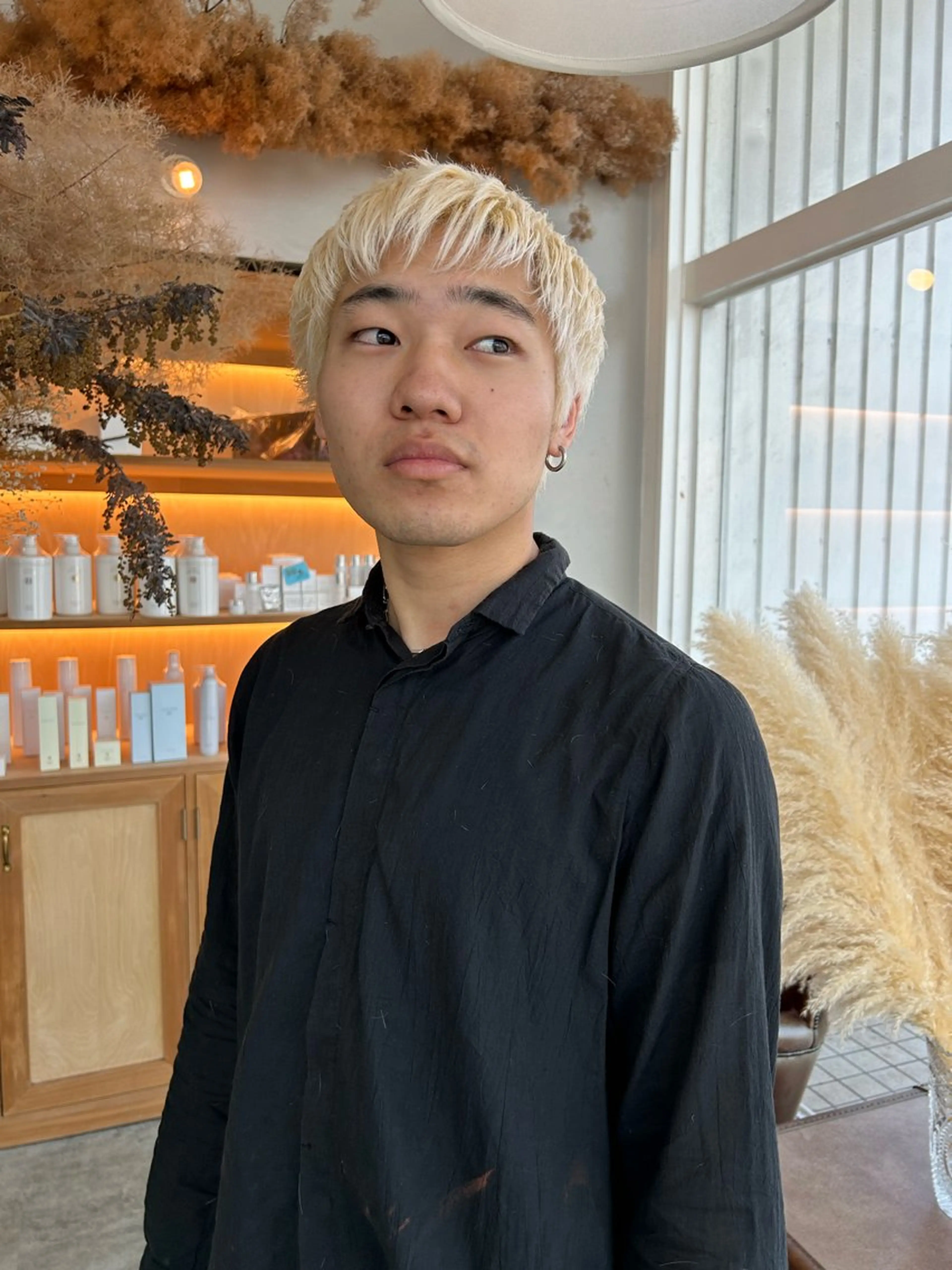 ショート ヘアカラー YUIMARL SUZUKAのヘアスタイル