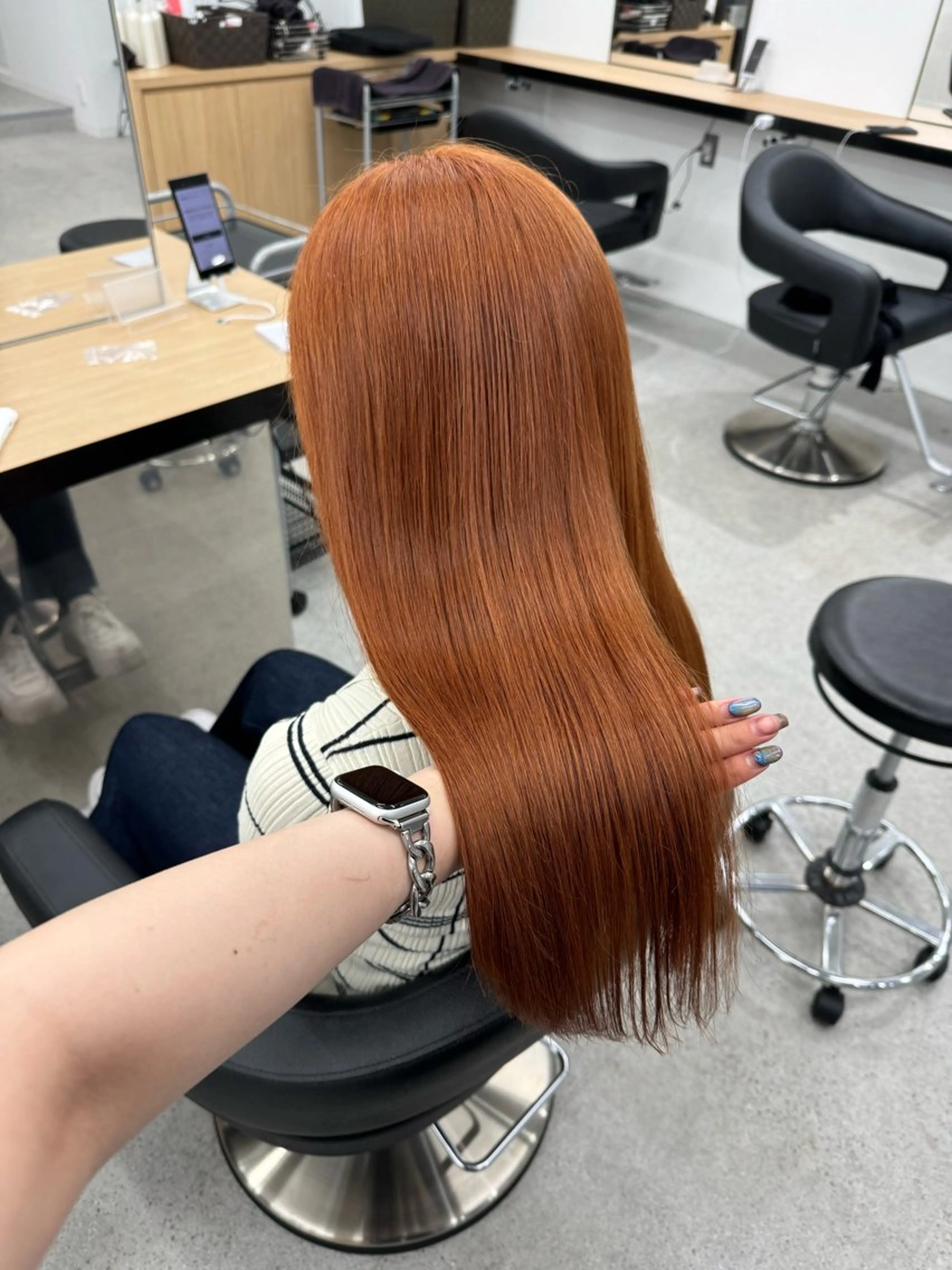ロング カラー 暗髪🩶ラベンダー/ ブルー/ユウナ🤍のヘアスタイル
