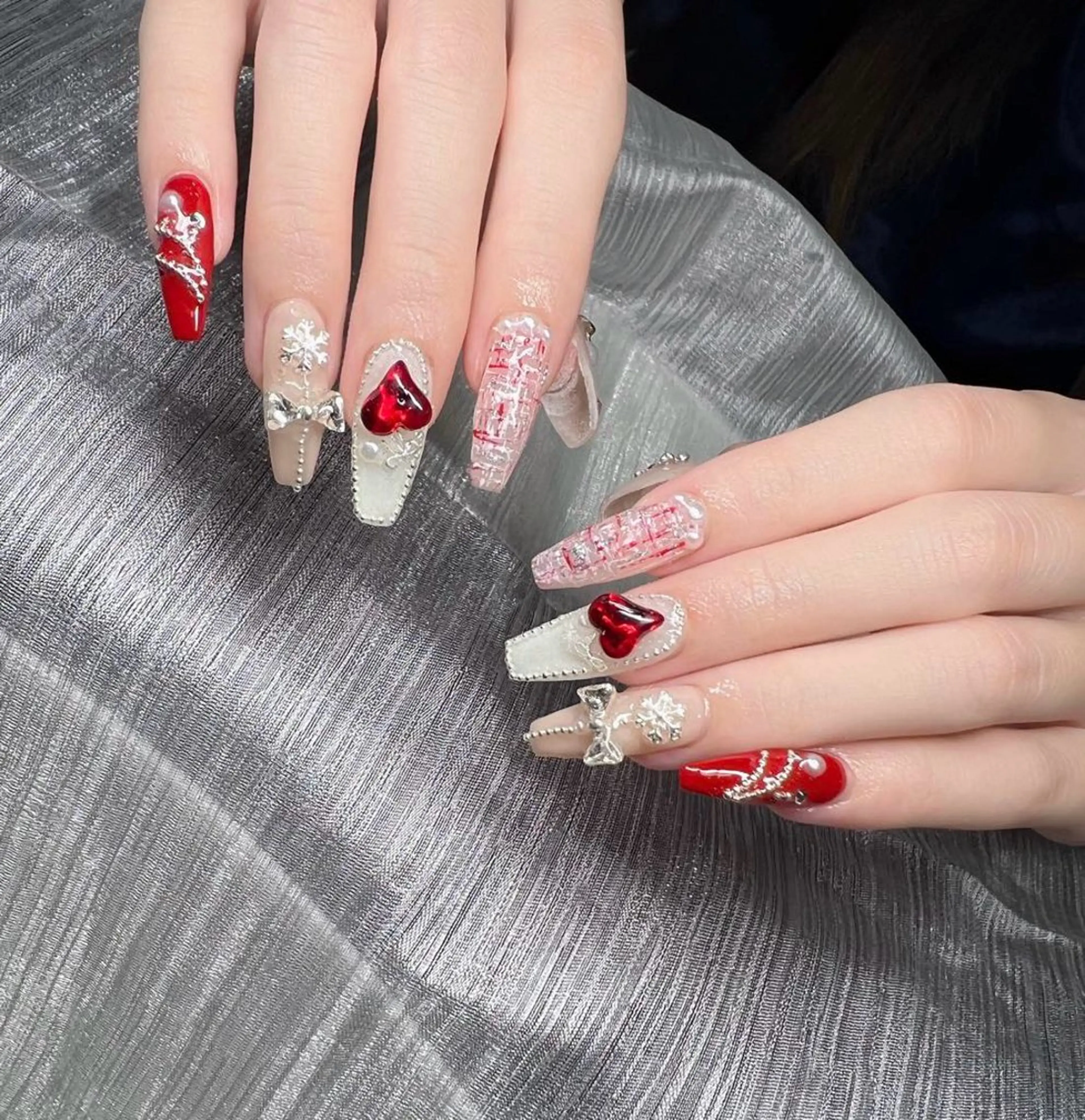ネイル 長さ出し グラデーション キラキラネイル マグネットネイル ミラーネイル Lee Nails チップ長さだし専門店のネイルデザイン