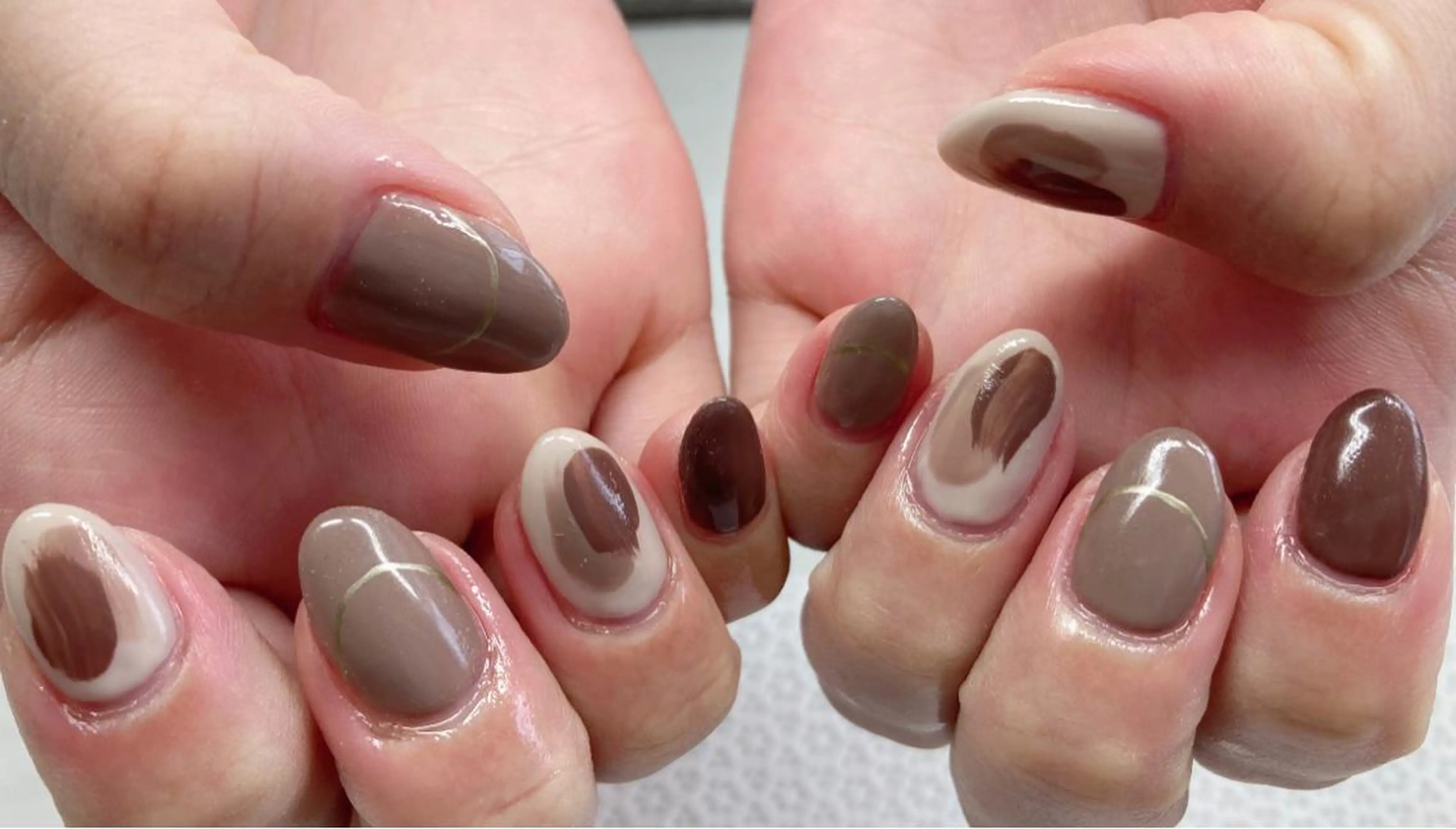 ネイル ニュアンスネイル🌈 MYU Nailsのネイルデザイン