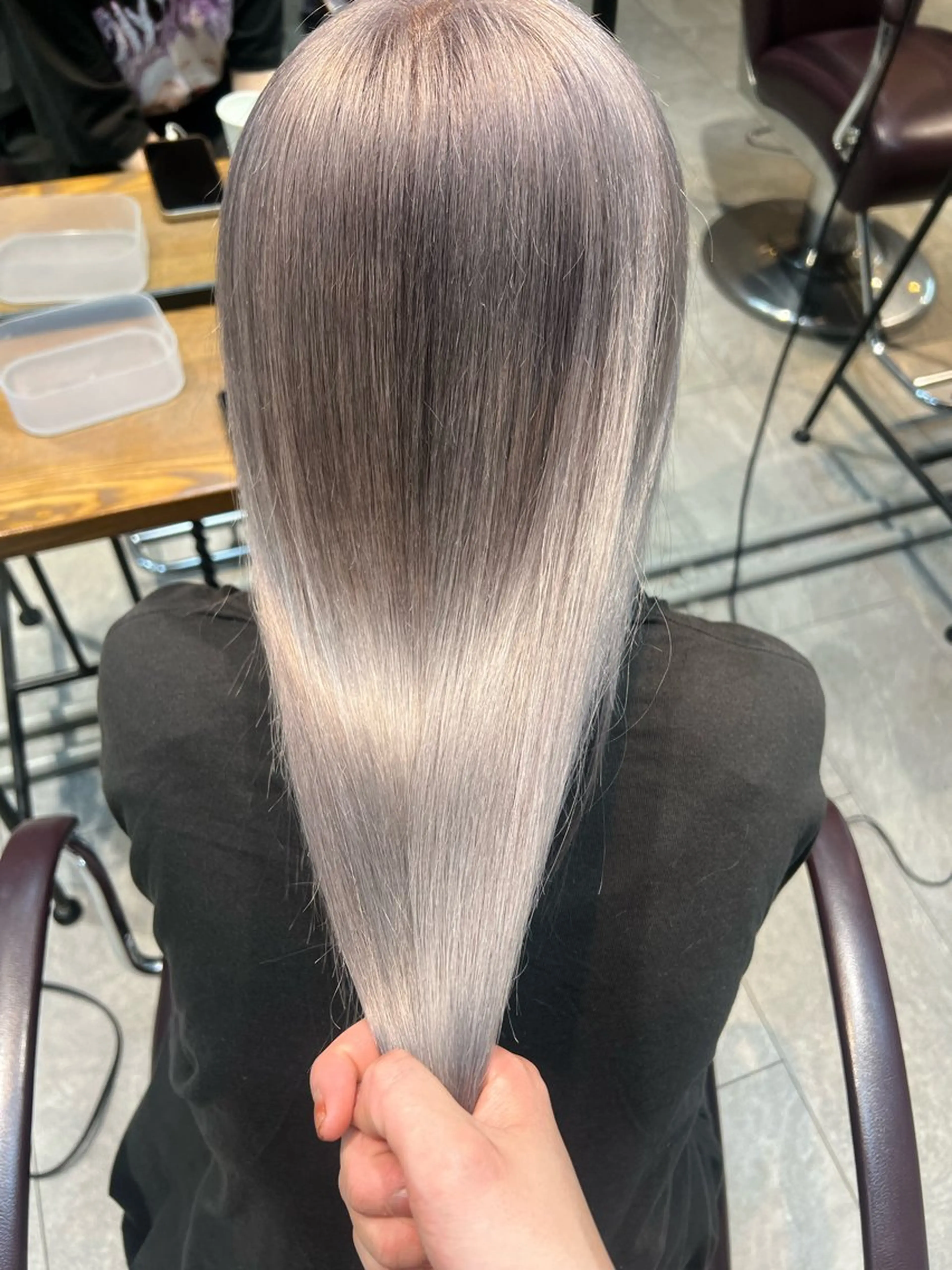 ロング カラー 🎀ハイトーン・艶 カラー HANA🎀のヘアスタイル