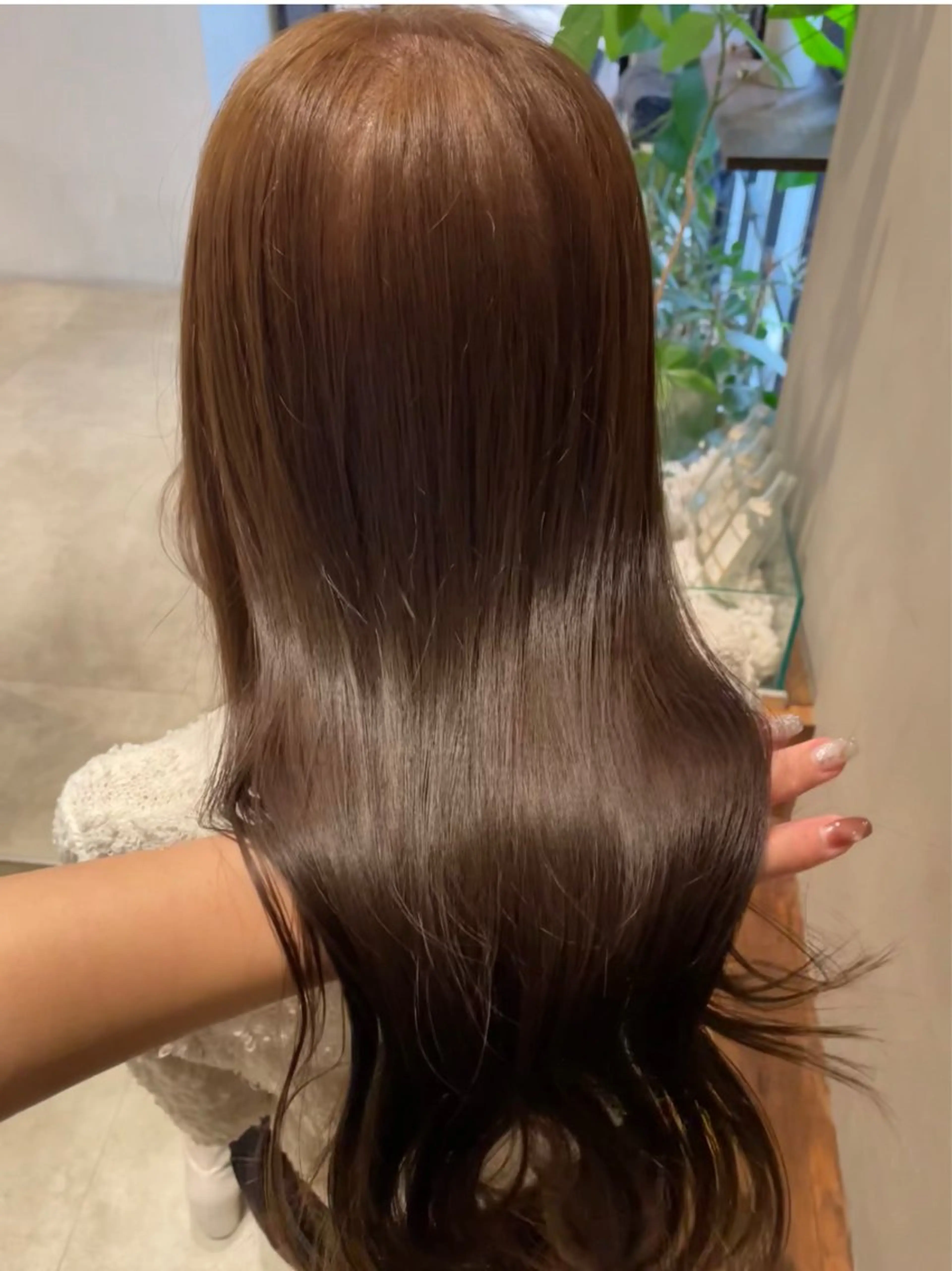 セミロング カラー ベージュカラー ブリーチ ブリーチなしカラー オリーブベージュ 新宿 /透明感カラー レイヤー/NANAのヘアスタイル