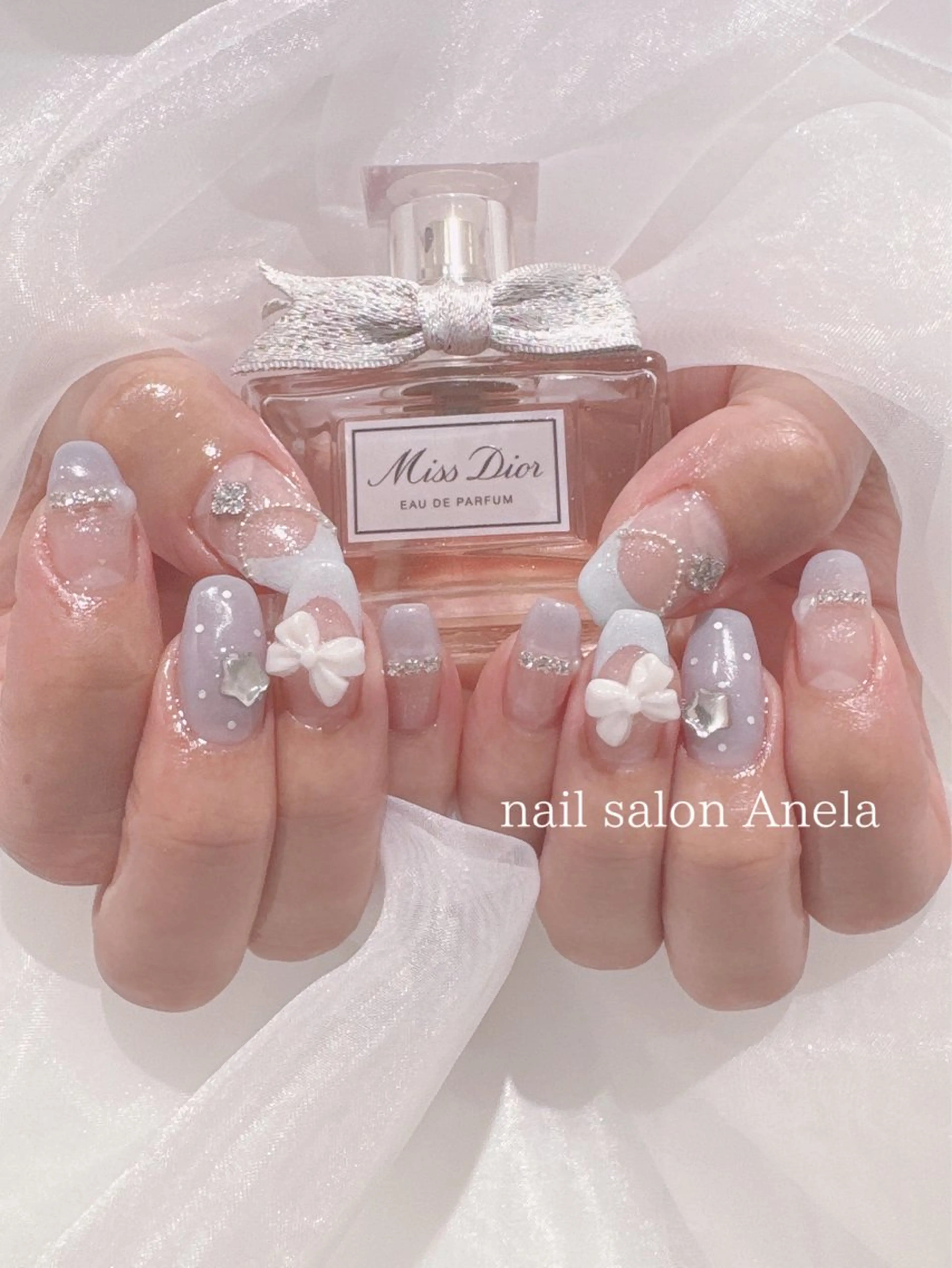 ネイル ブルー ガーリー ハンドネイル Anela🪞アネラ 久屋大通🫧EMIのネイルデザイン