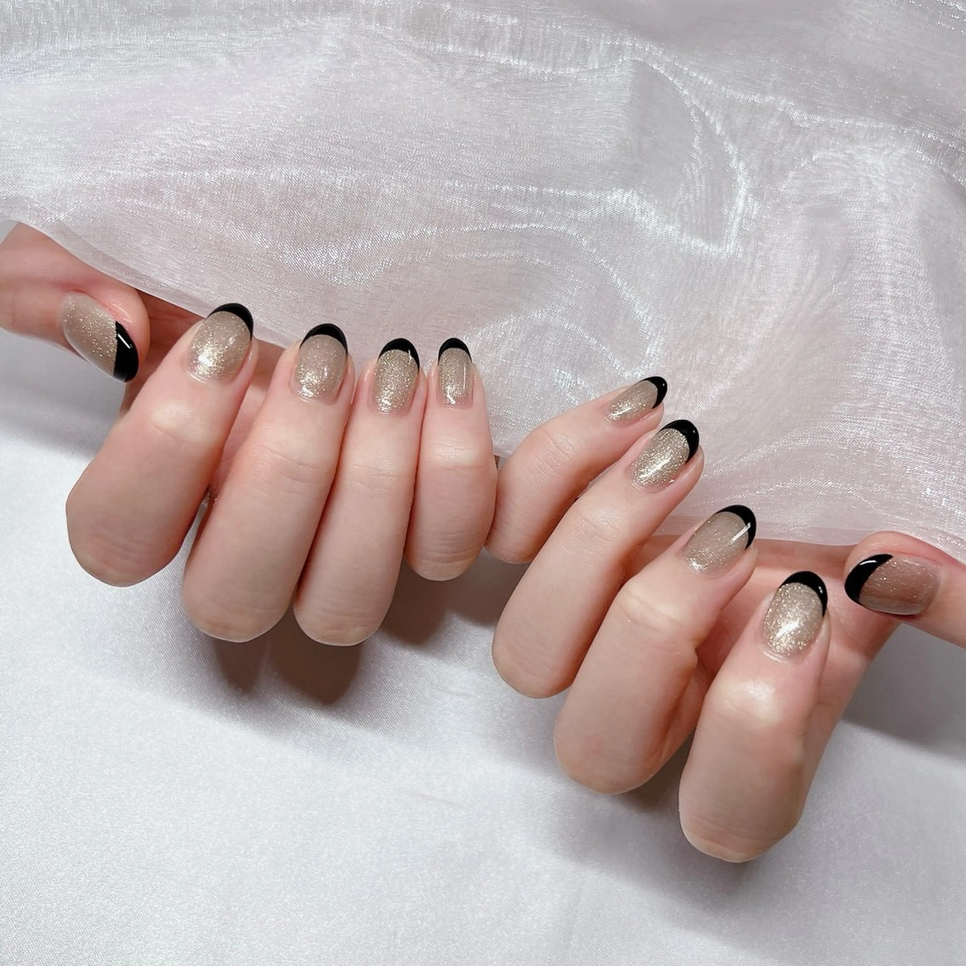 ネイル ジェルネイル 韓国ネイル ラメ(グリッター) マグネットネイル 持ち込み ハンドネイル -nail salon-Reward所属・nail salon Rewardのネイルデザイン