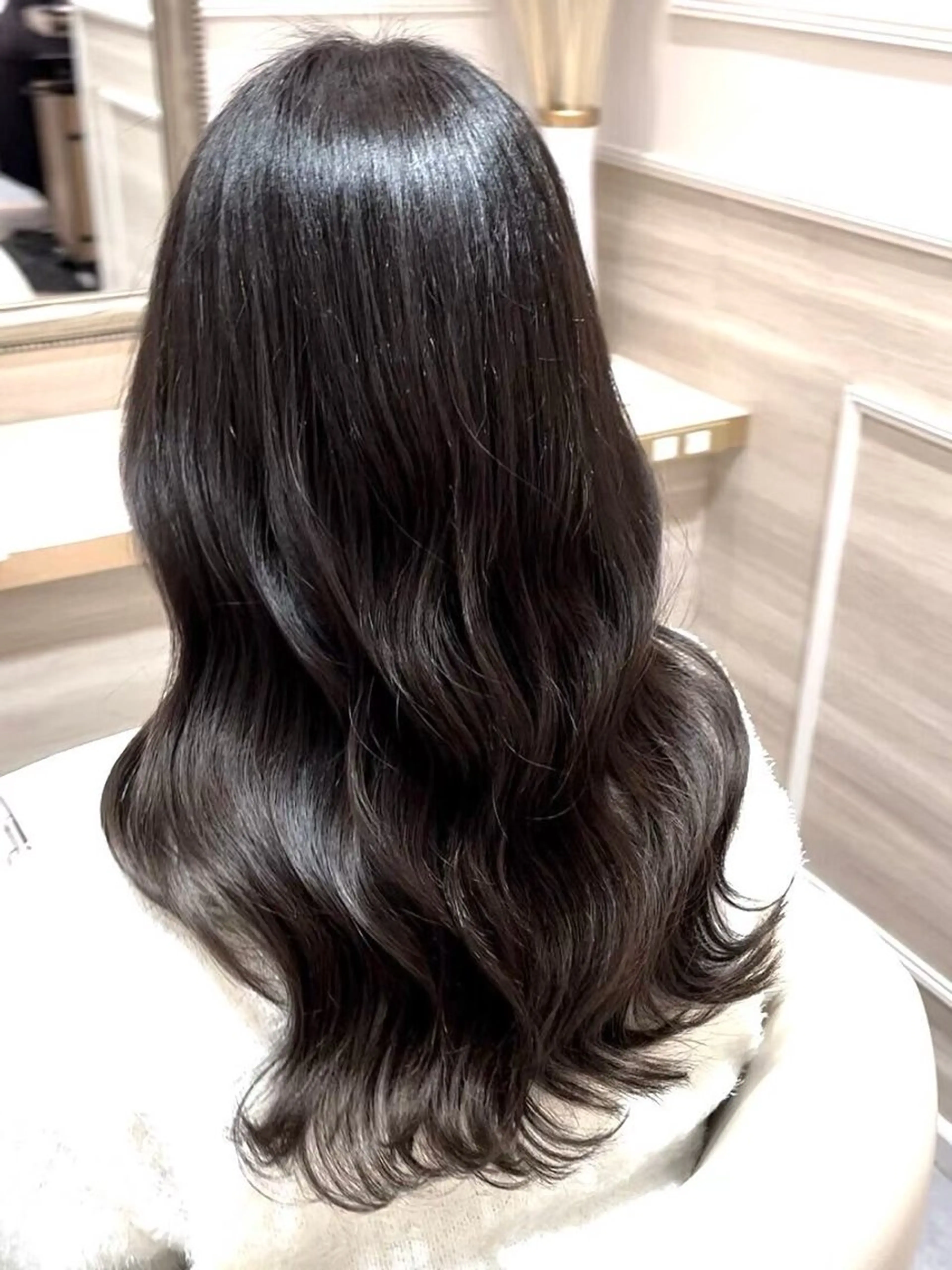 ロング カット ヘアカラー ヘッドスパ ツルガイ ミオのヘアスタイル