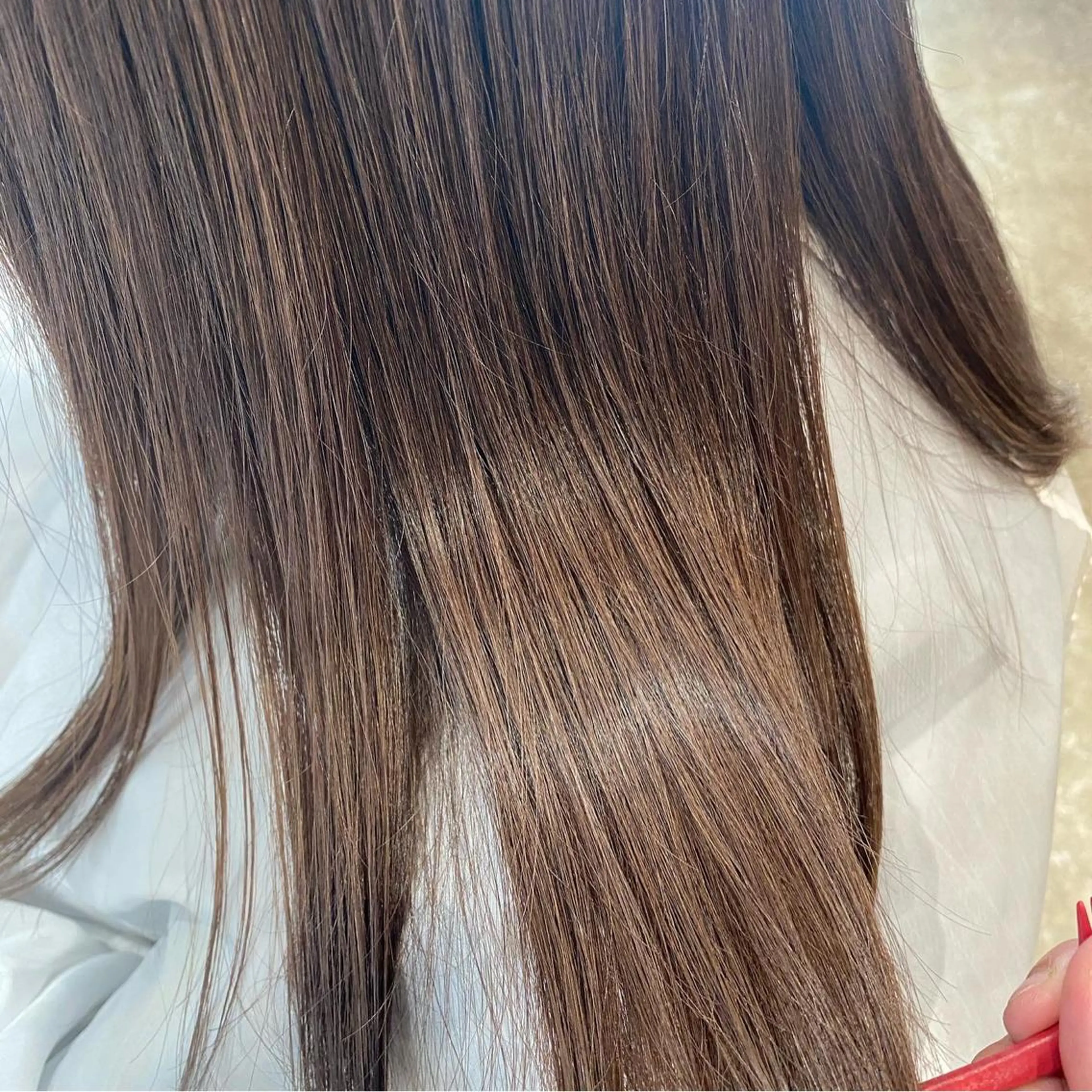 ロング カラー グレージュ 外国人風カラー 沖田 舞衣のヘアスタイル