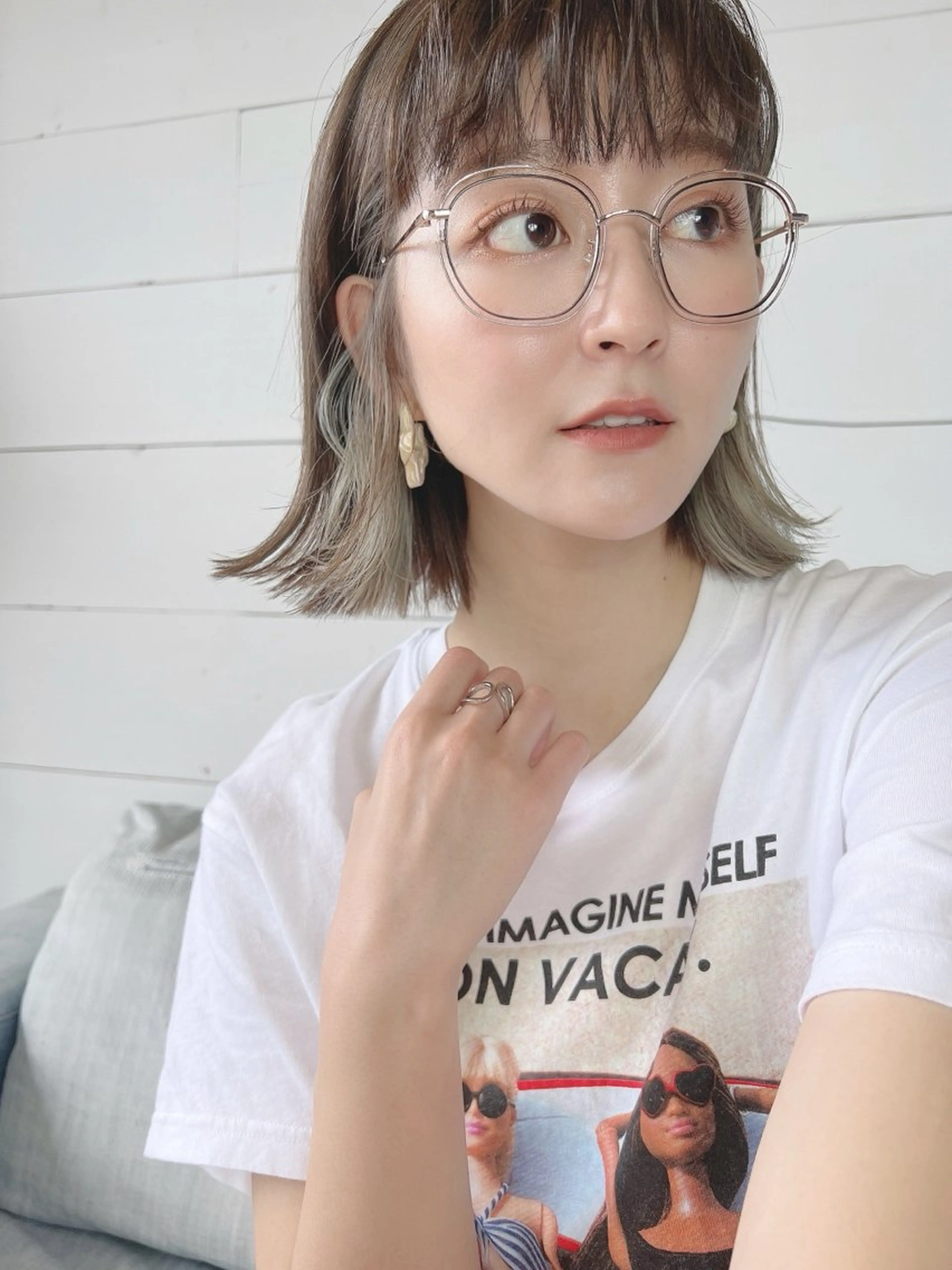 ミディアム カラーソムリエ🎨 seina🪐のヘアスタイル