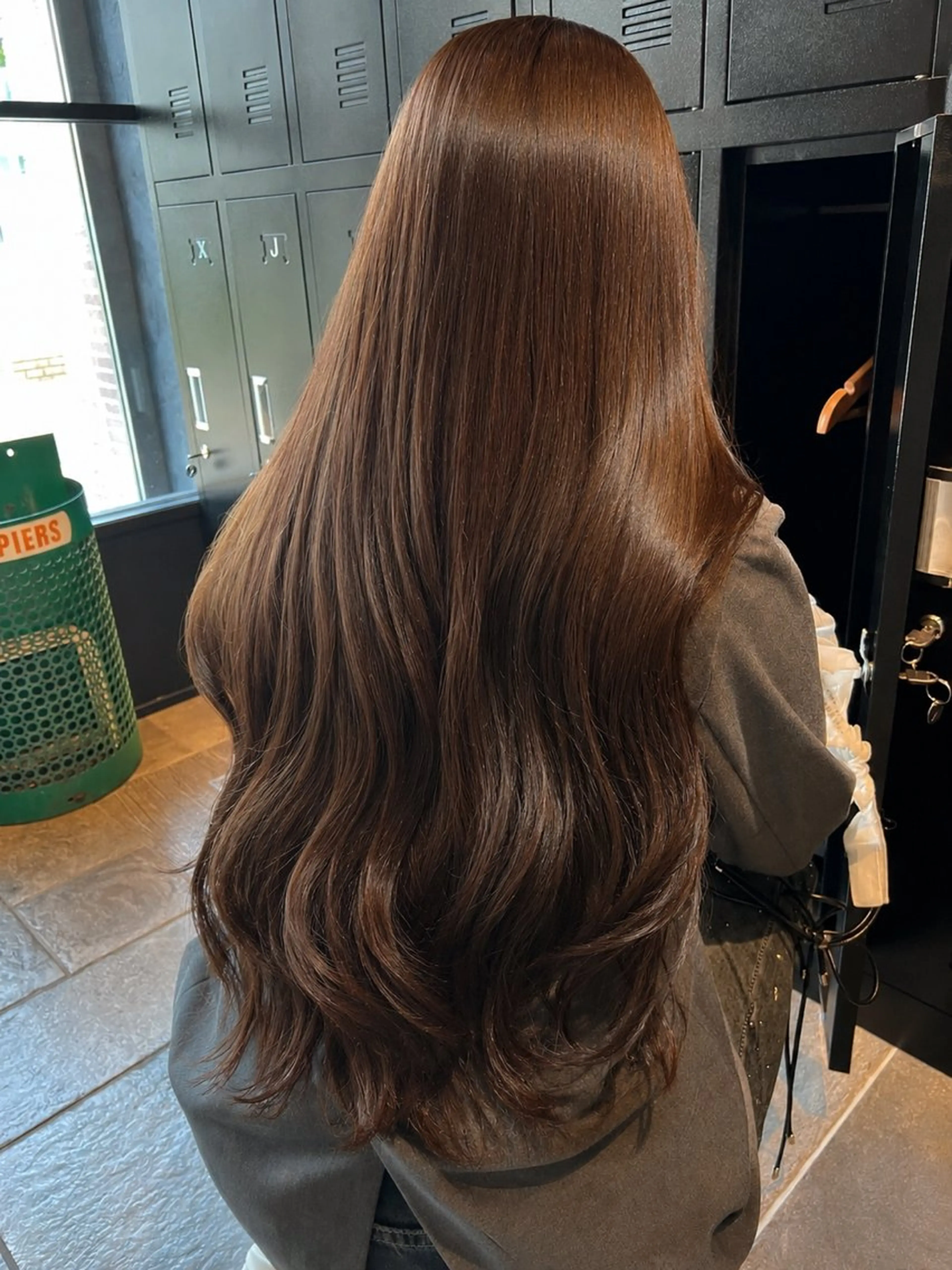 ロング momo /鍛冶屋町のヘアスタイル