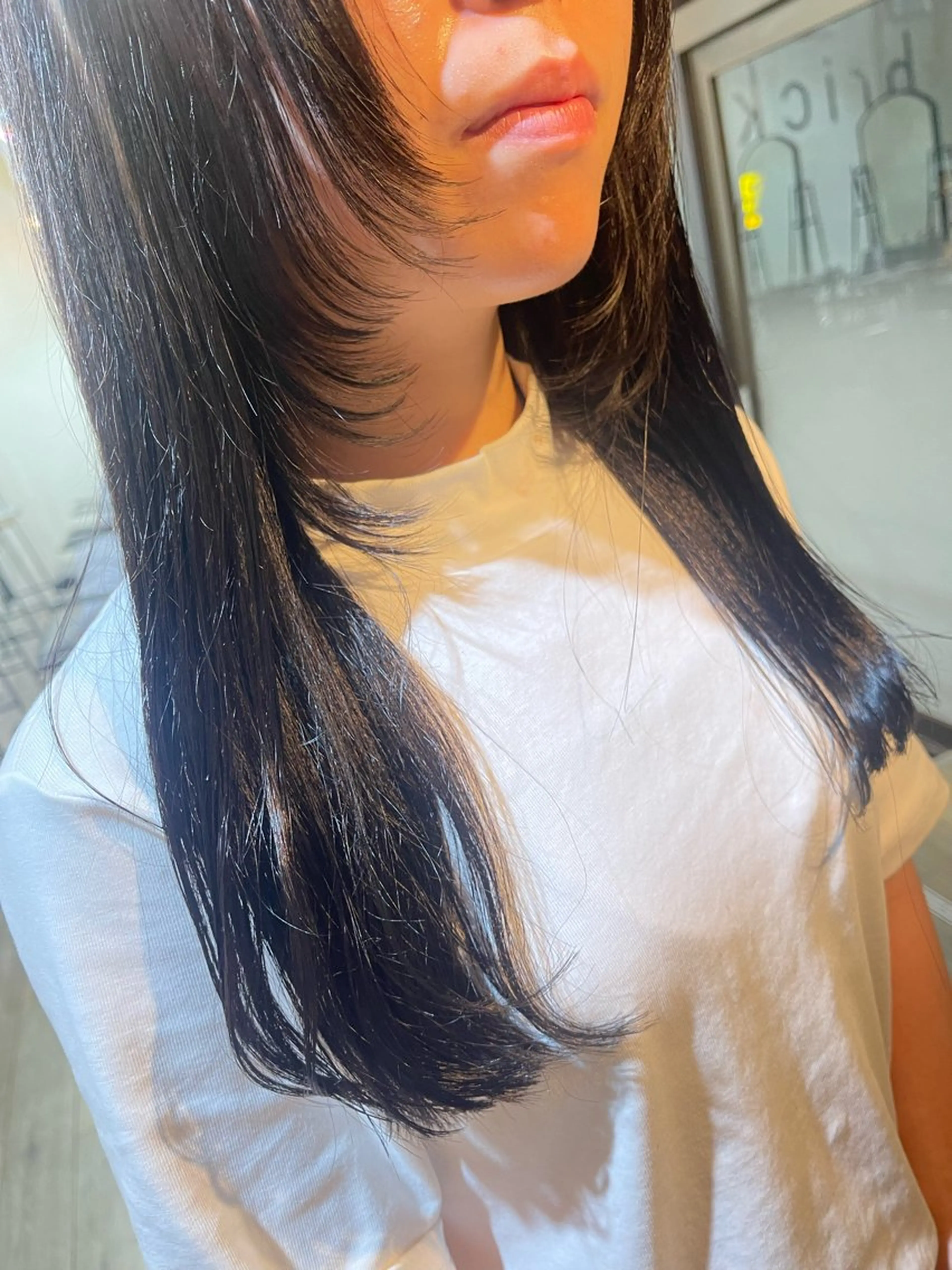 ロング 顔まわりレイヤー 顔周りカット レイヤーカット 米元 春奈のヘアスタイル