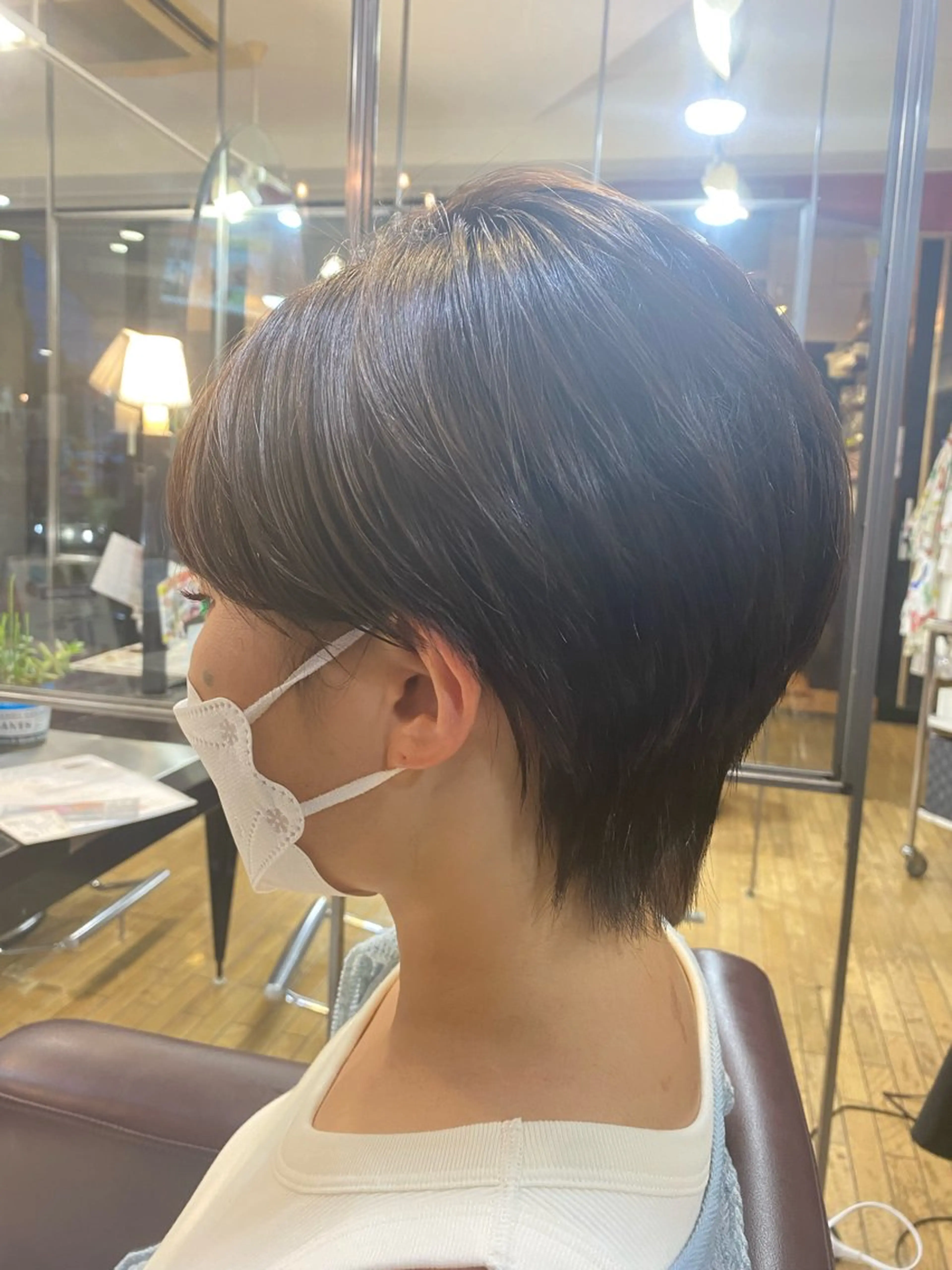 ショート ラピスキーズ 寺本のヘアスタイル