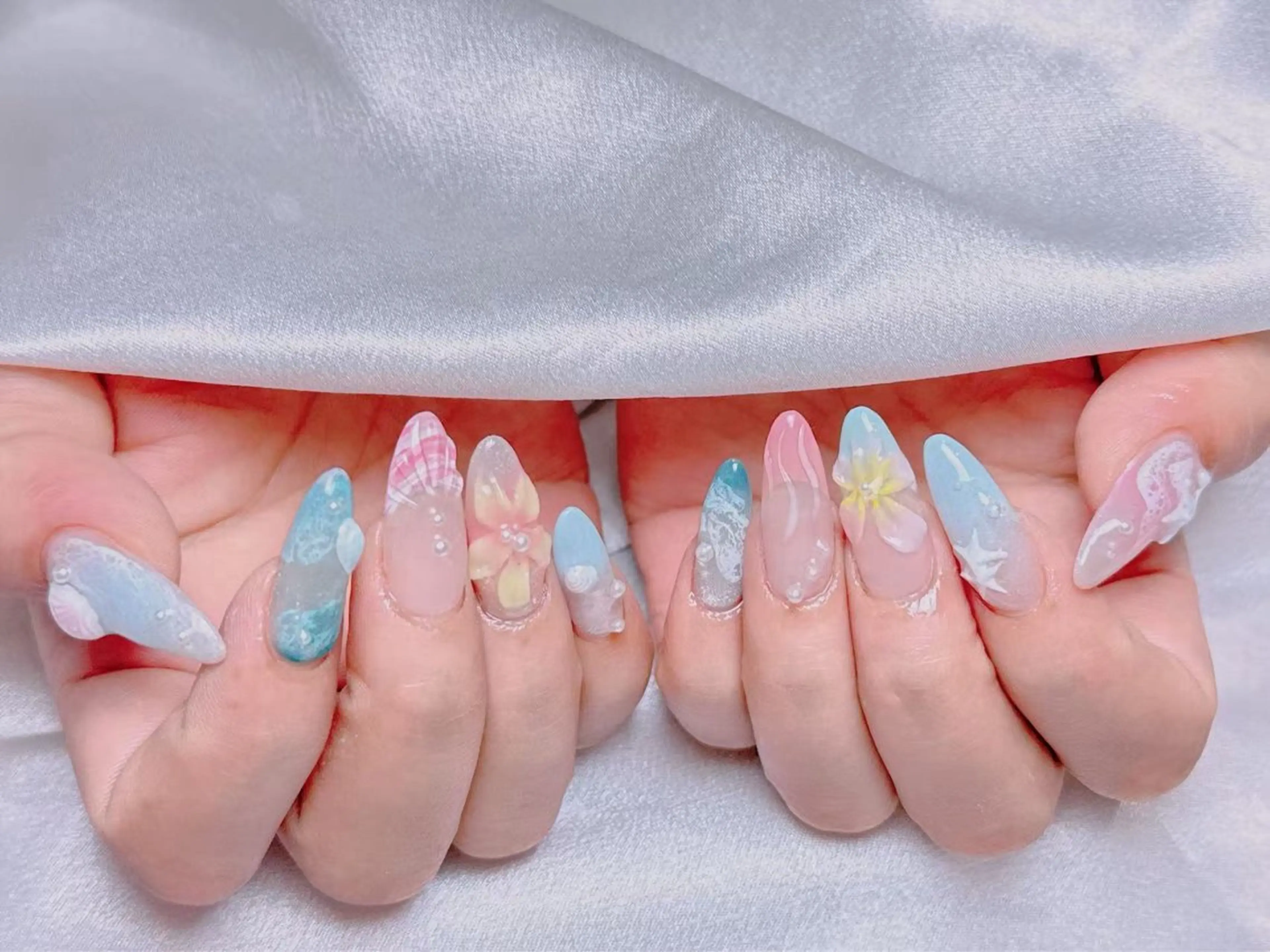 ネイル 長さ出し専門店 RIRIのネイルデザイン