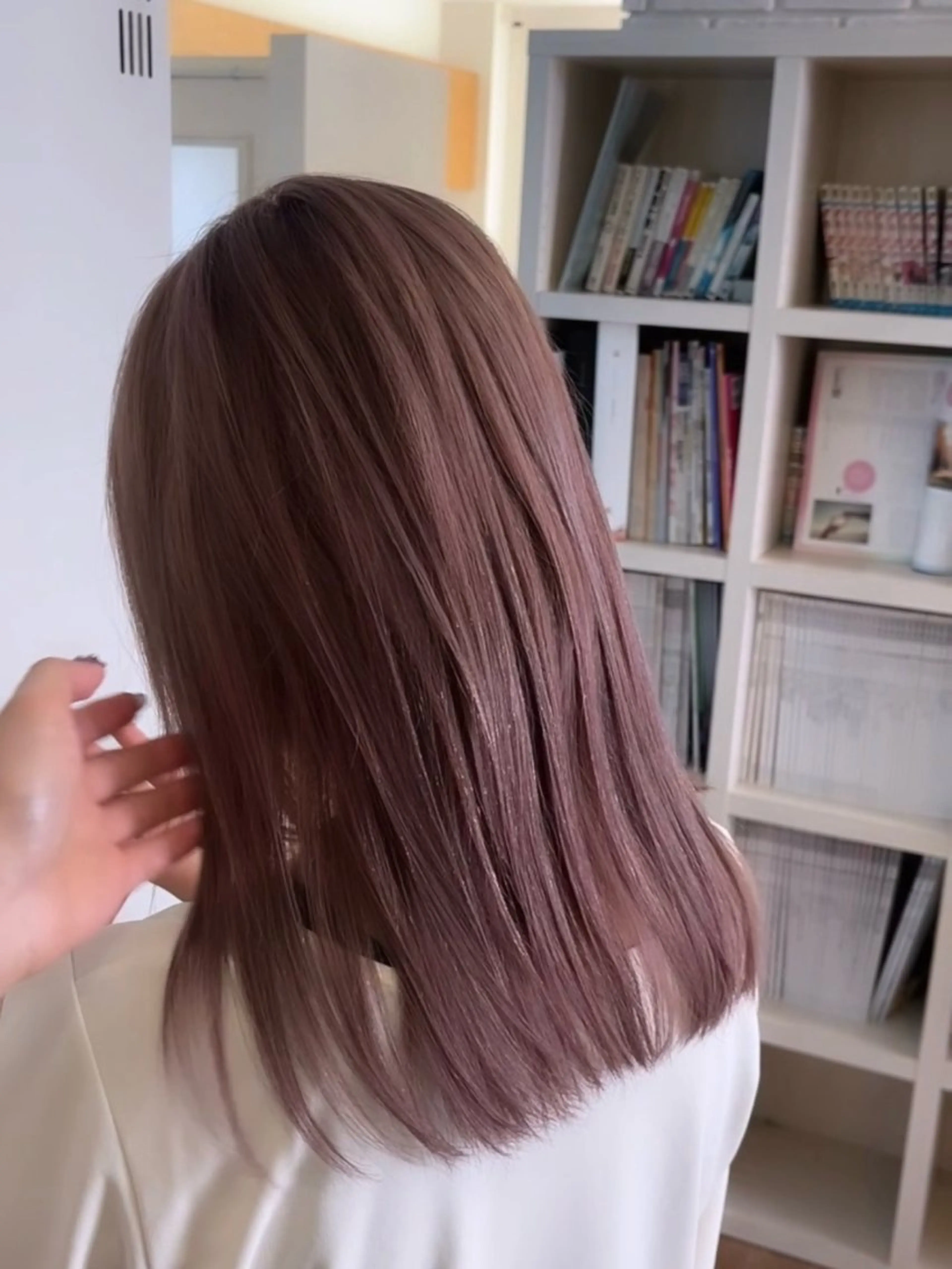 セミロング タニ ヒナタの眉毛・アイブロウイメージ