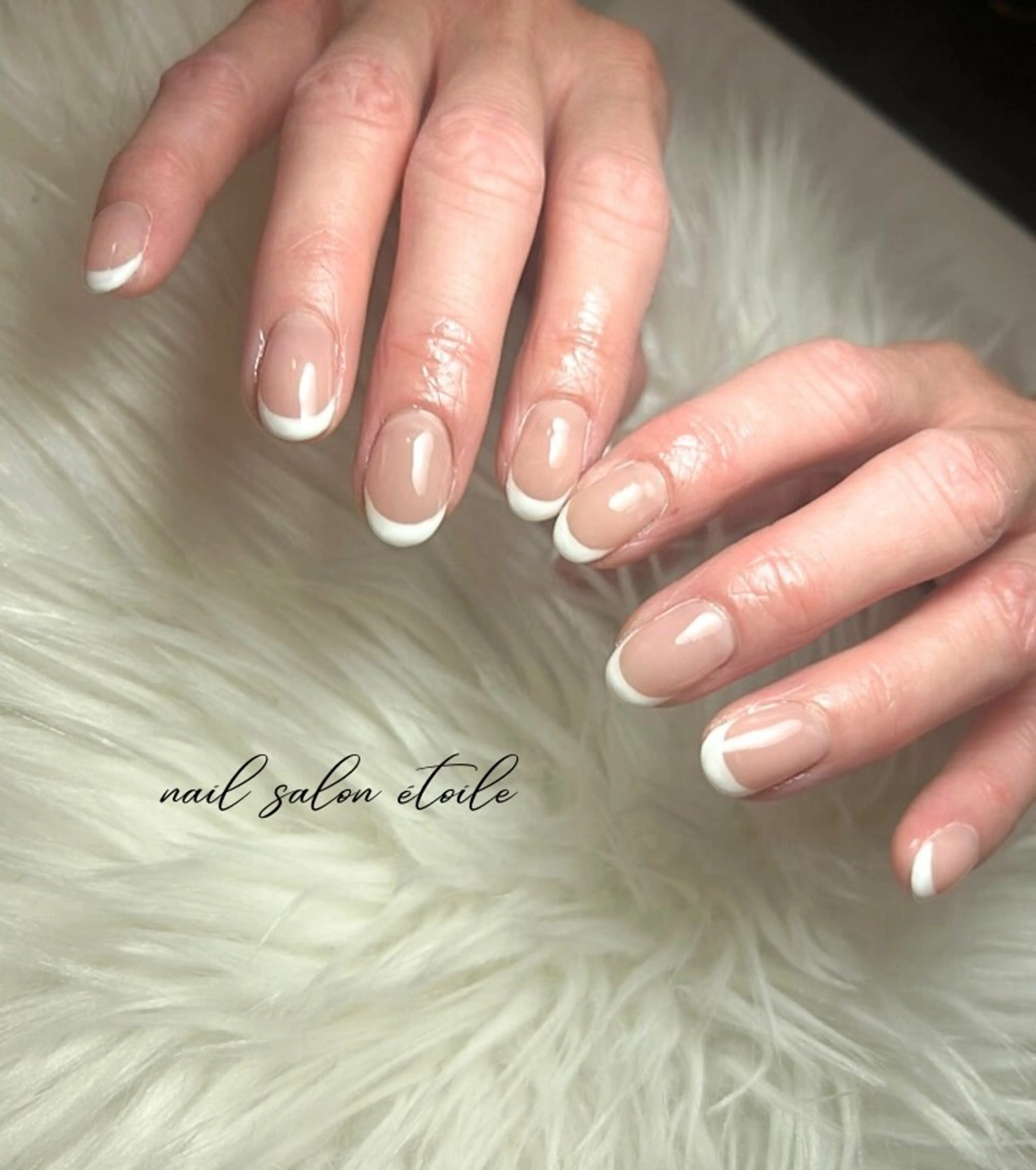 ネイル フレンチネイル オフィスネイル シンプルネイル ホワイト ハンドネイル nail salon étoileのネイルデザイン