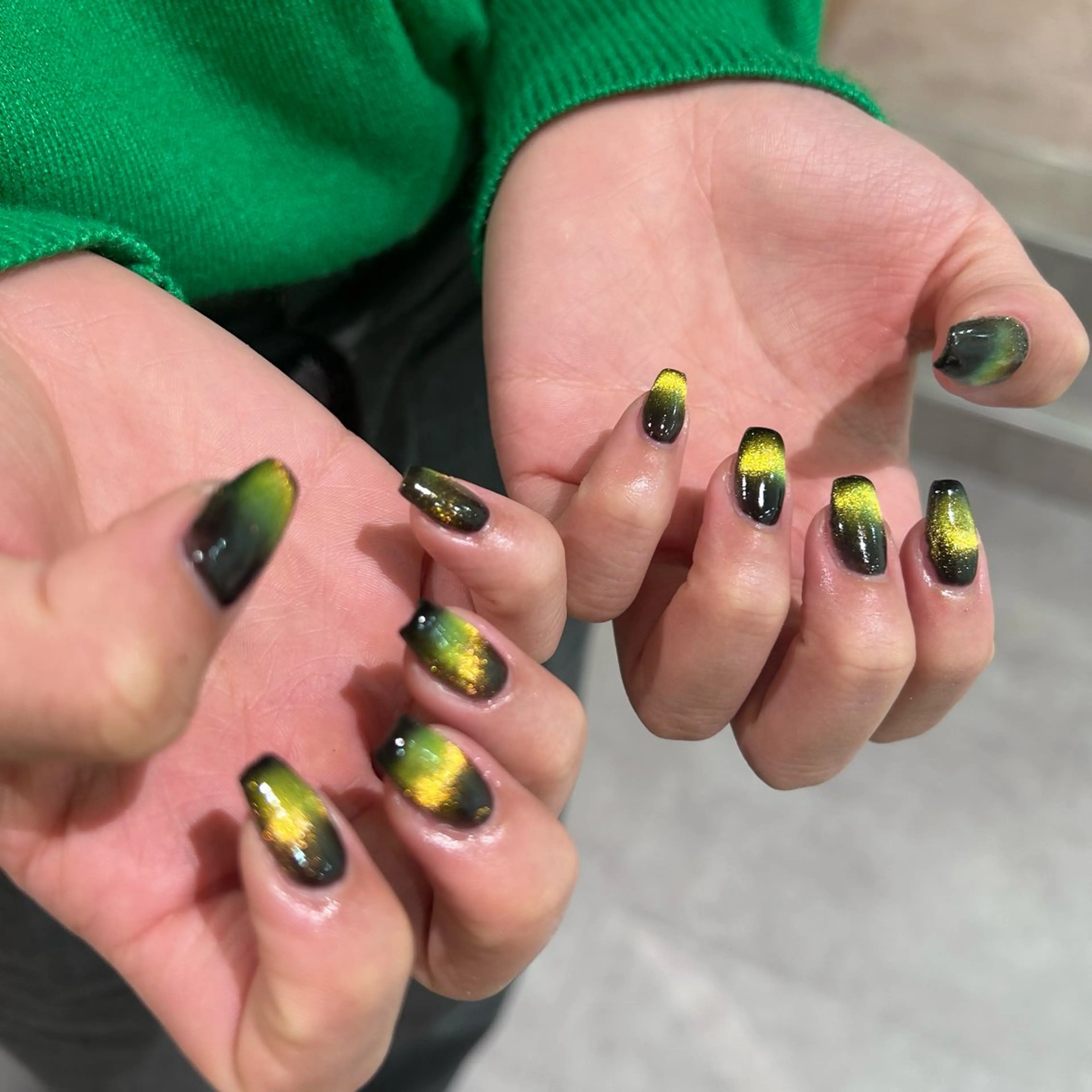 ネイル マグネットネイル 黄色 ORCA nailsalonのネイルデザイン