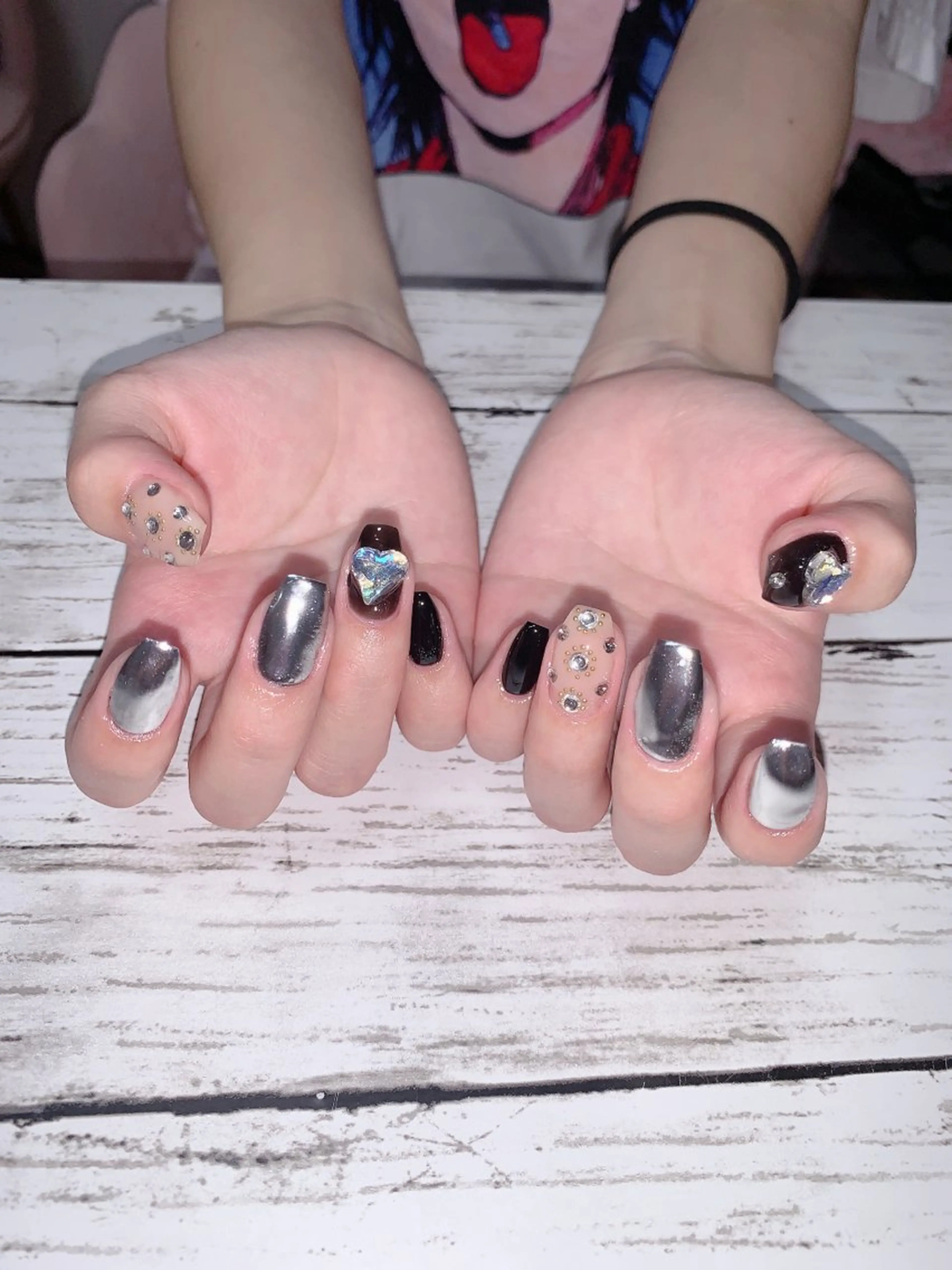 ネイル ゆず秋葉原 Vickyのネイルデザイン