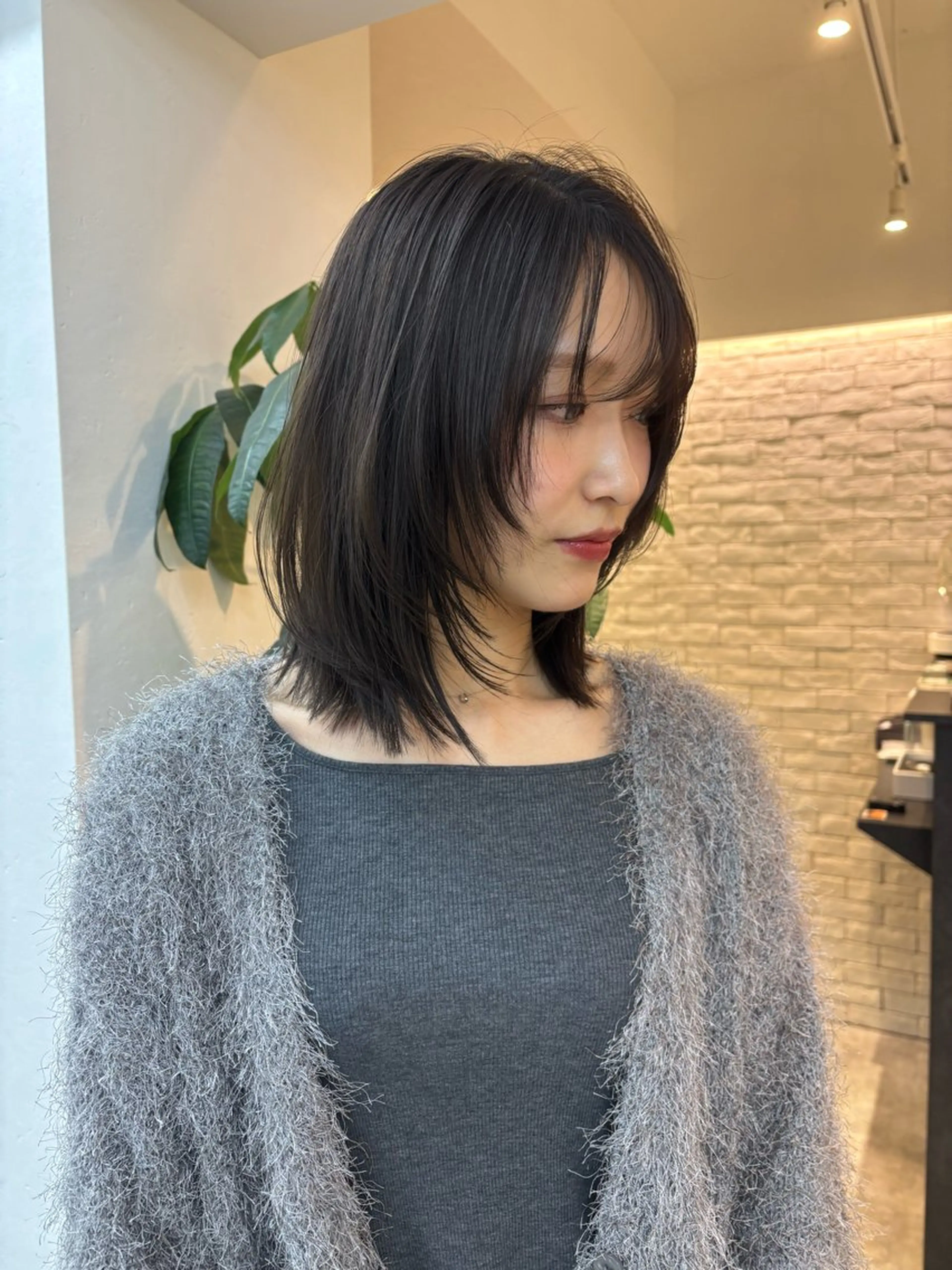 ミディアム カラー カット ヘアカラー トリートメント Ｖｉｏｔ  銀座 樋口 桃佳のヘアスタイル