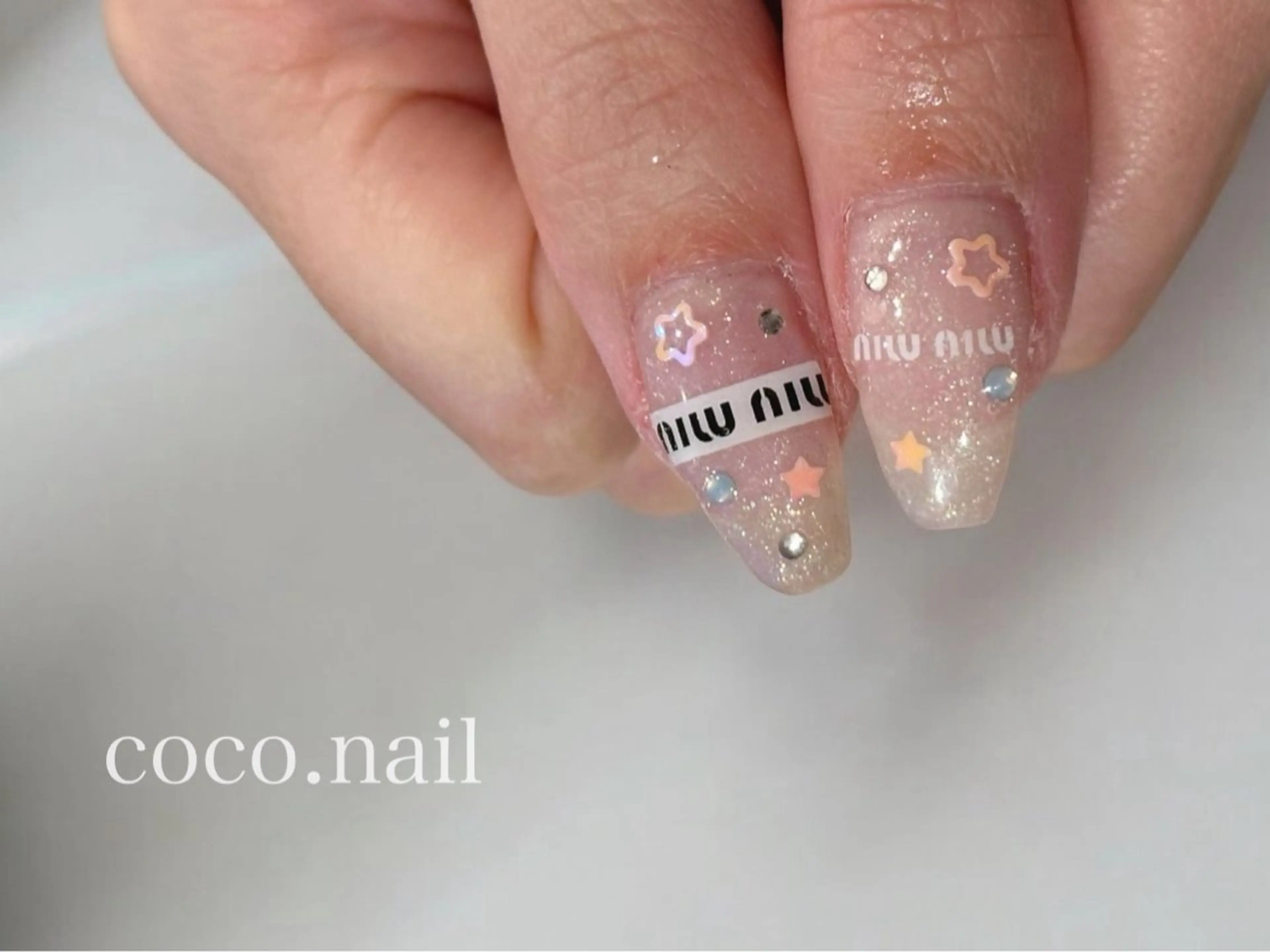 ネイル ハンドネイル フットネイル lili.nail y2k/長さ出しのネイルデザイン