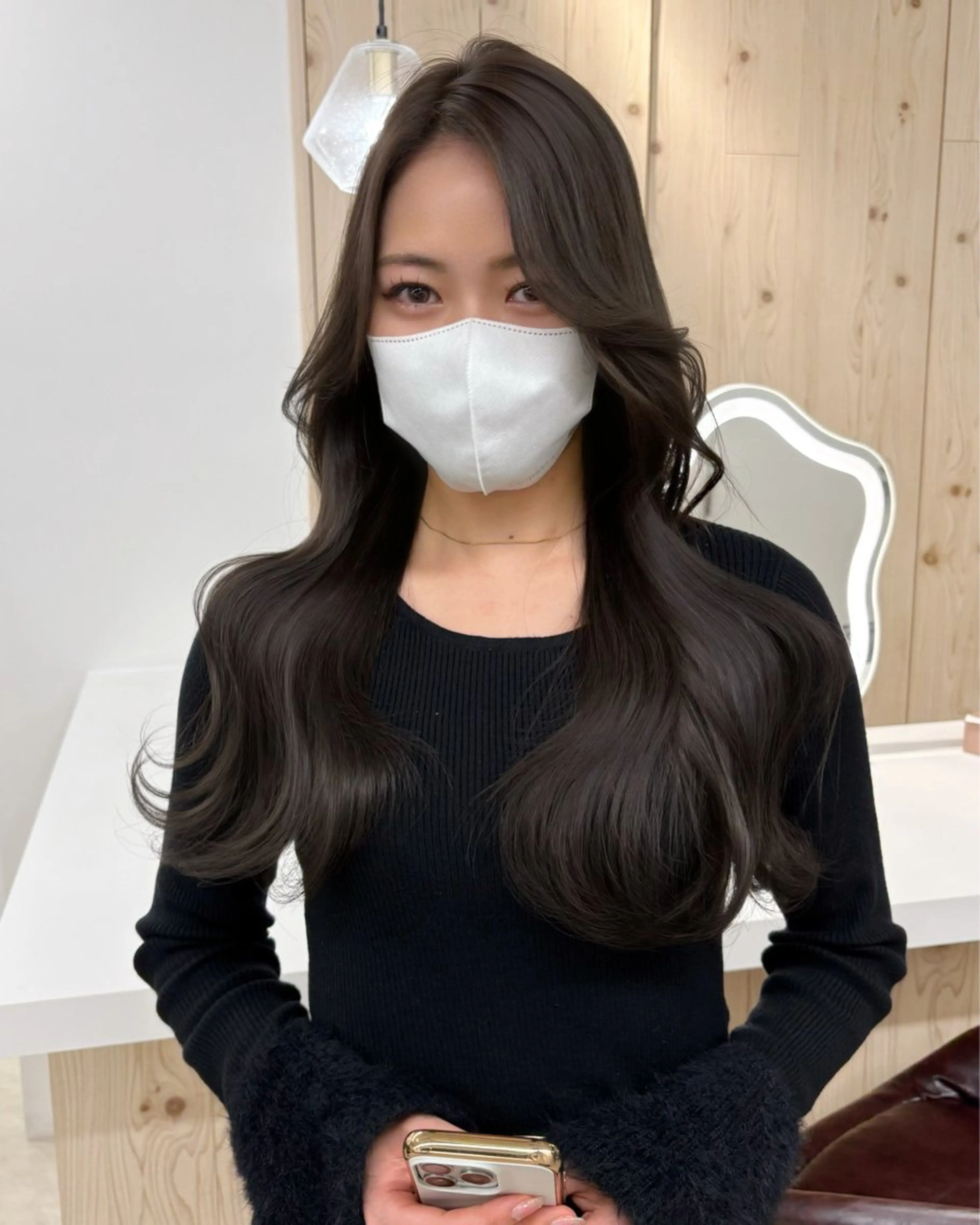 セミロング カラー ヘアカラー トリートメント 新宿/韓国ヘア/ 髪質改善ストレートのヘアスタイル