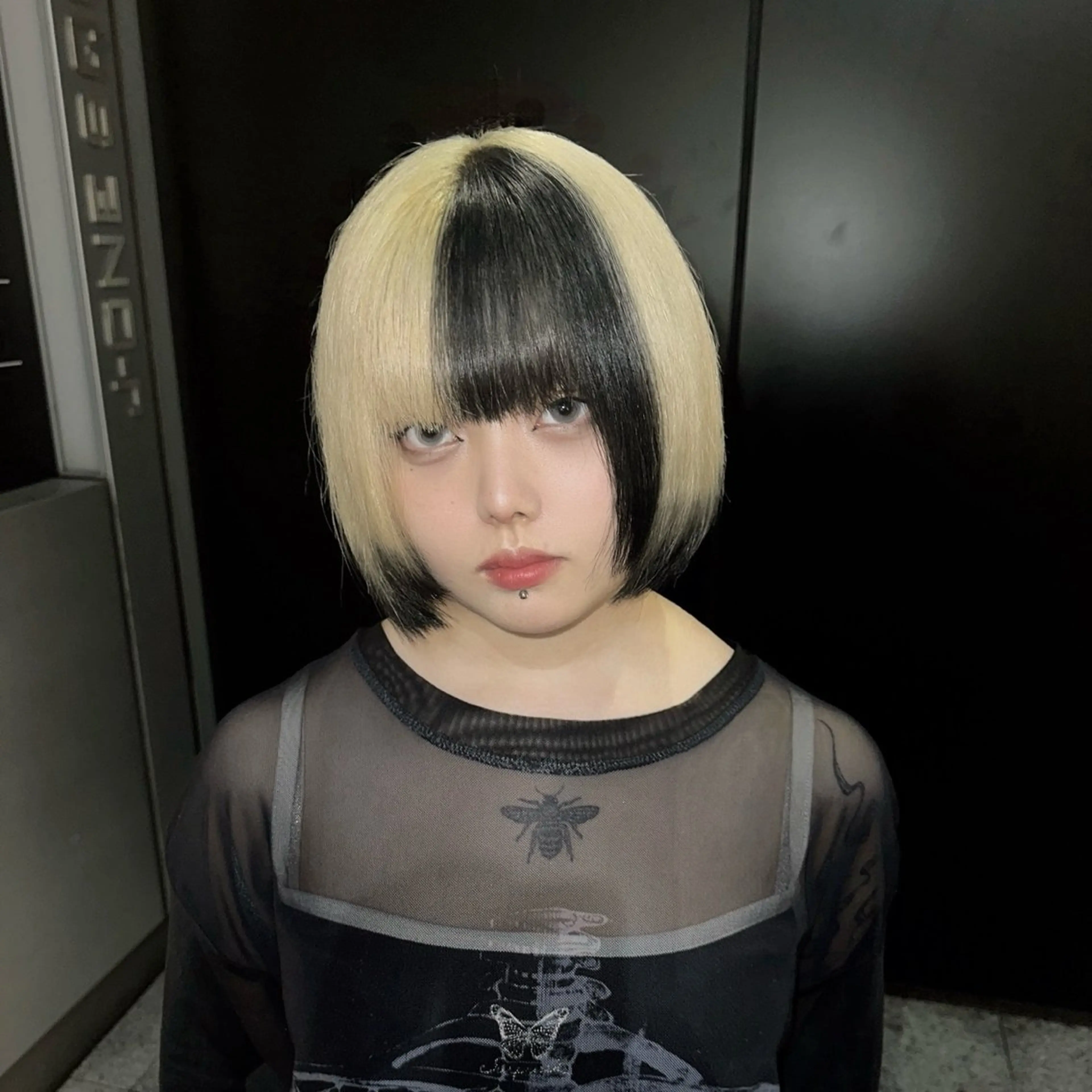 ミディアム カラー ハイトーン/ウルフ /エクステ/ましろのヘアスタイル