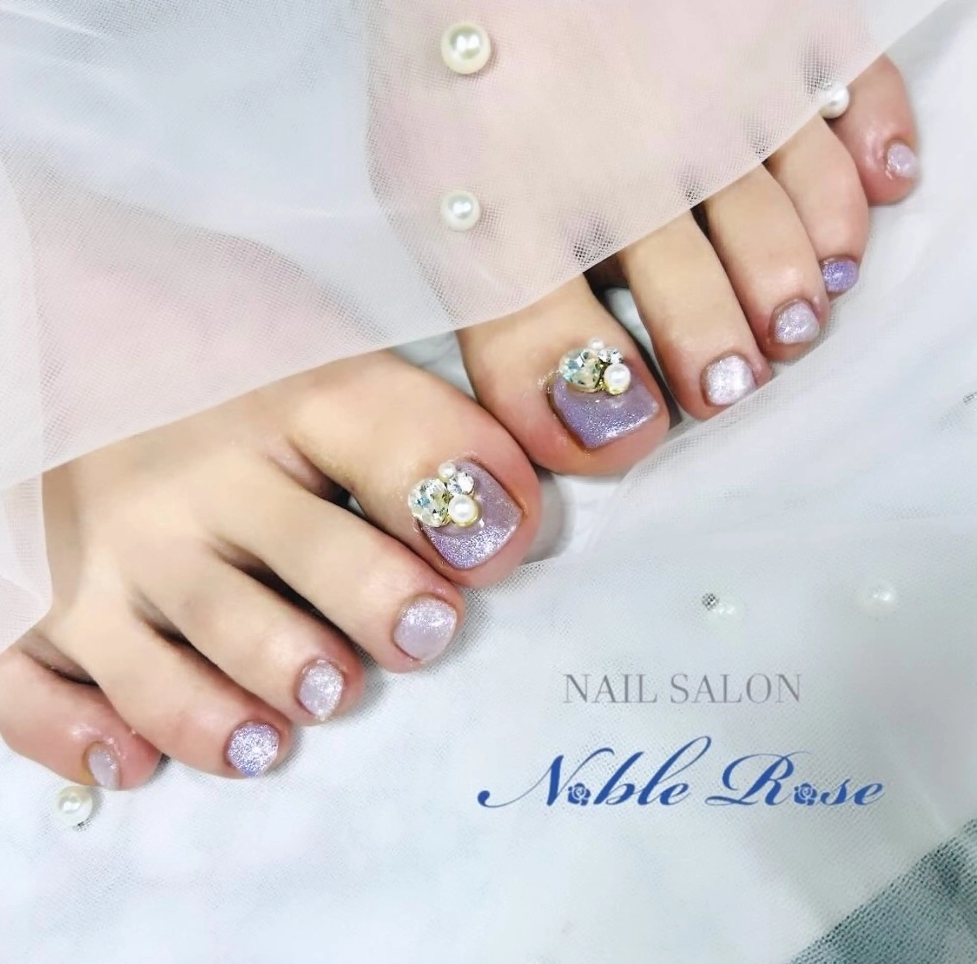 ネイル マグネットネイル ワンカラーネイル Noble Rose🥀のネイルデザイン