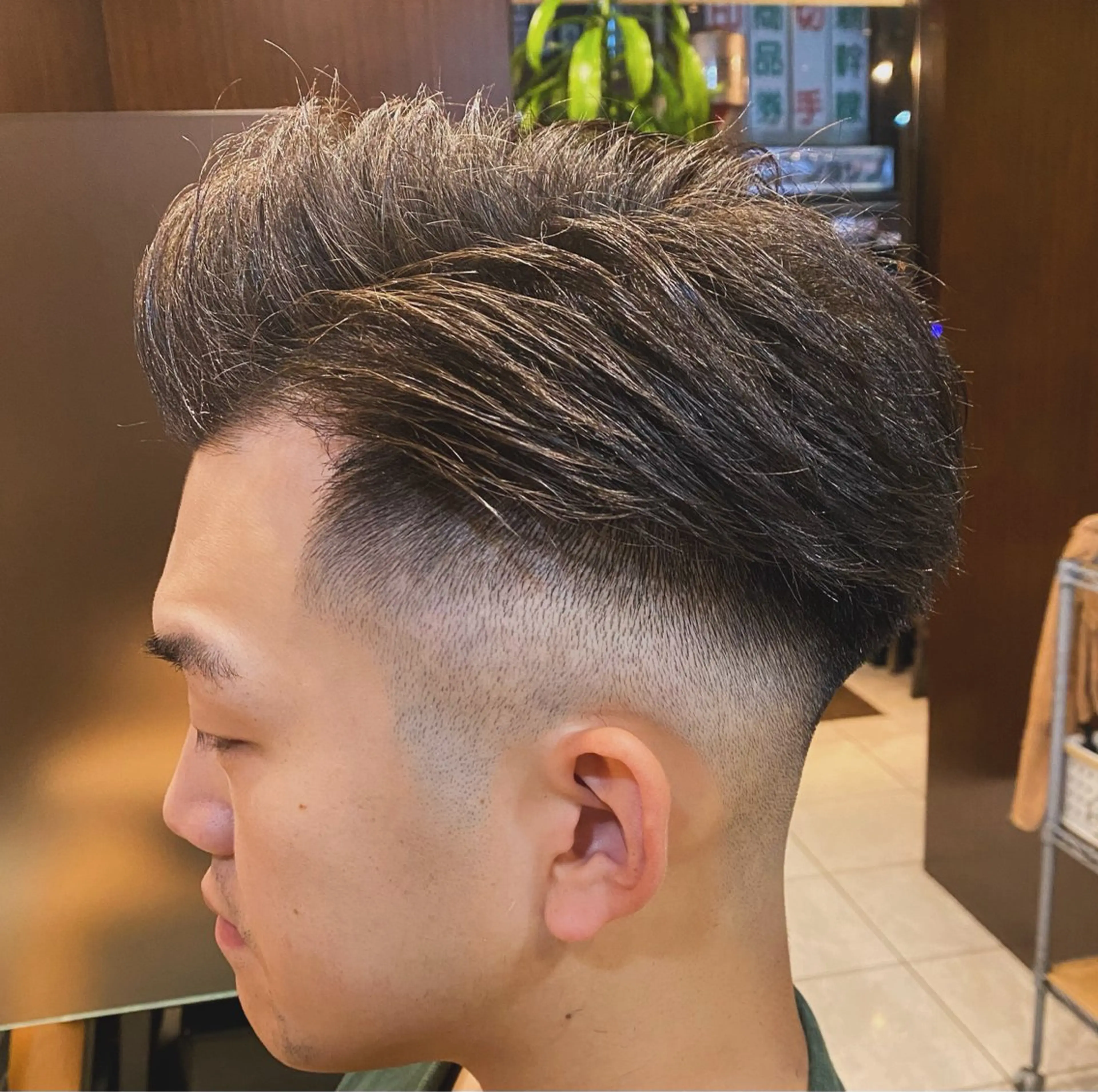 ミディアム 北川 竜也のヘアスタイル