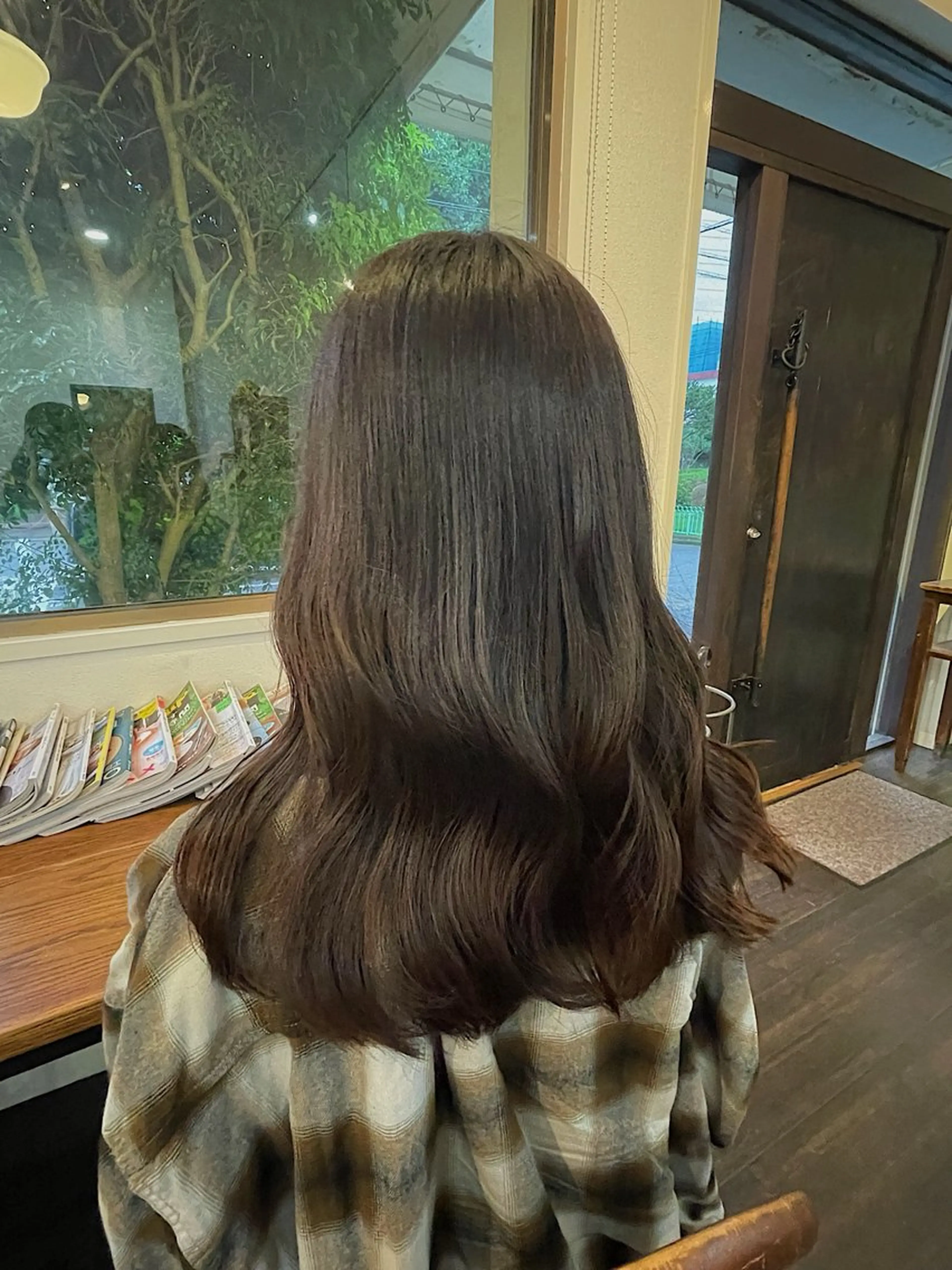 ロング 三國 栞音のヘアスタイル