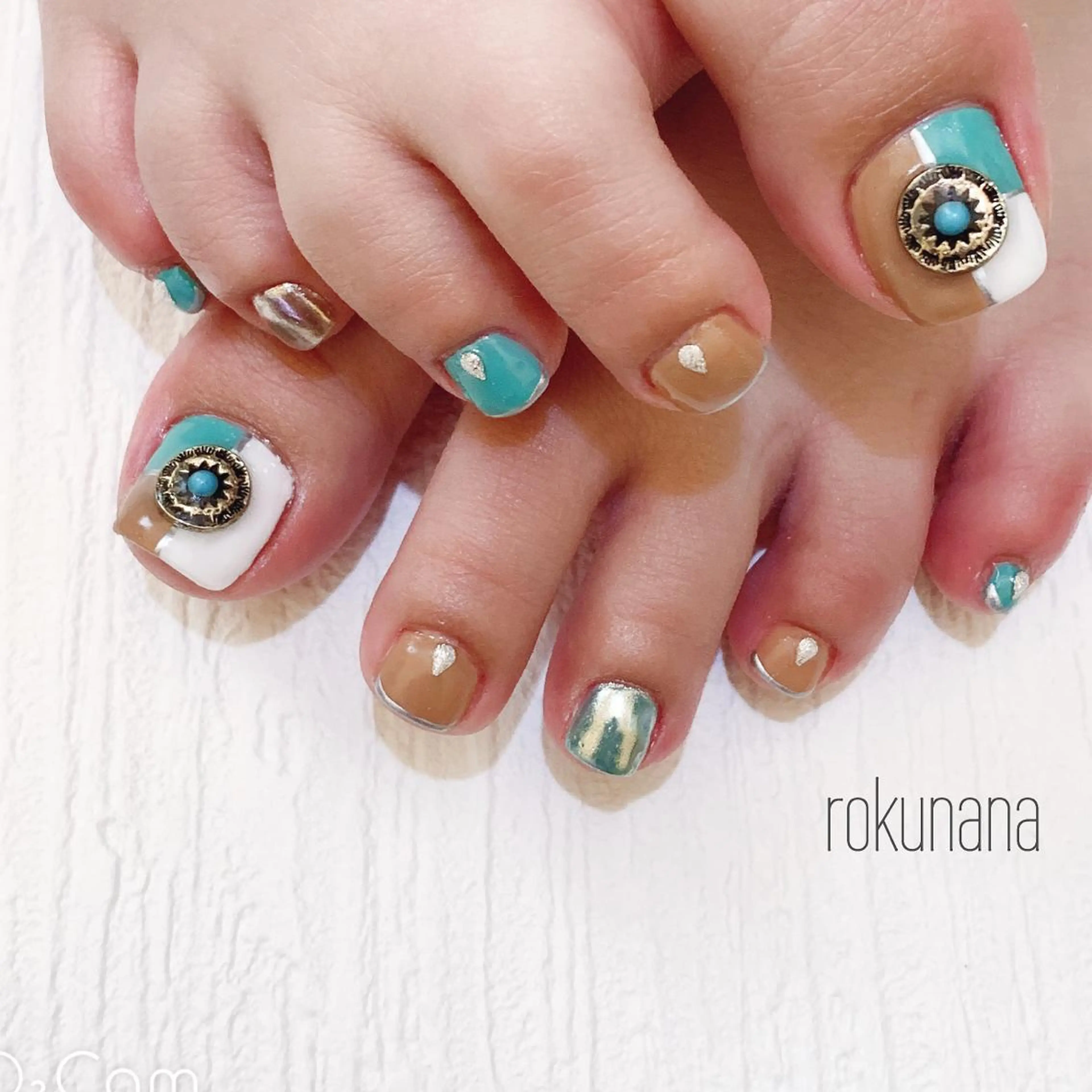 ネイル rokunana 佐野のネイルデザイン