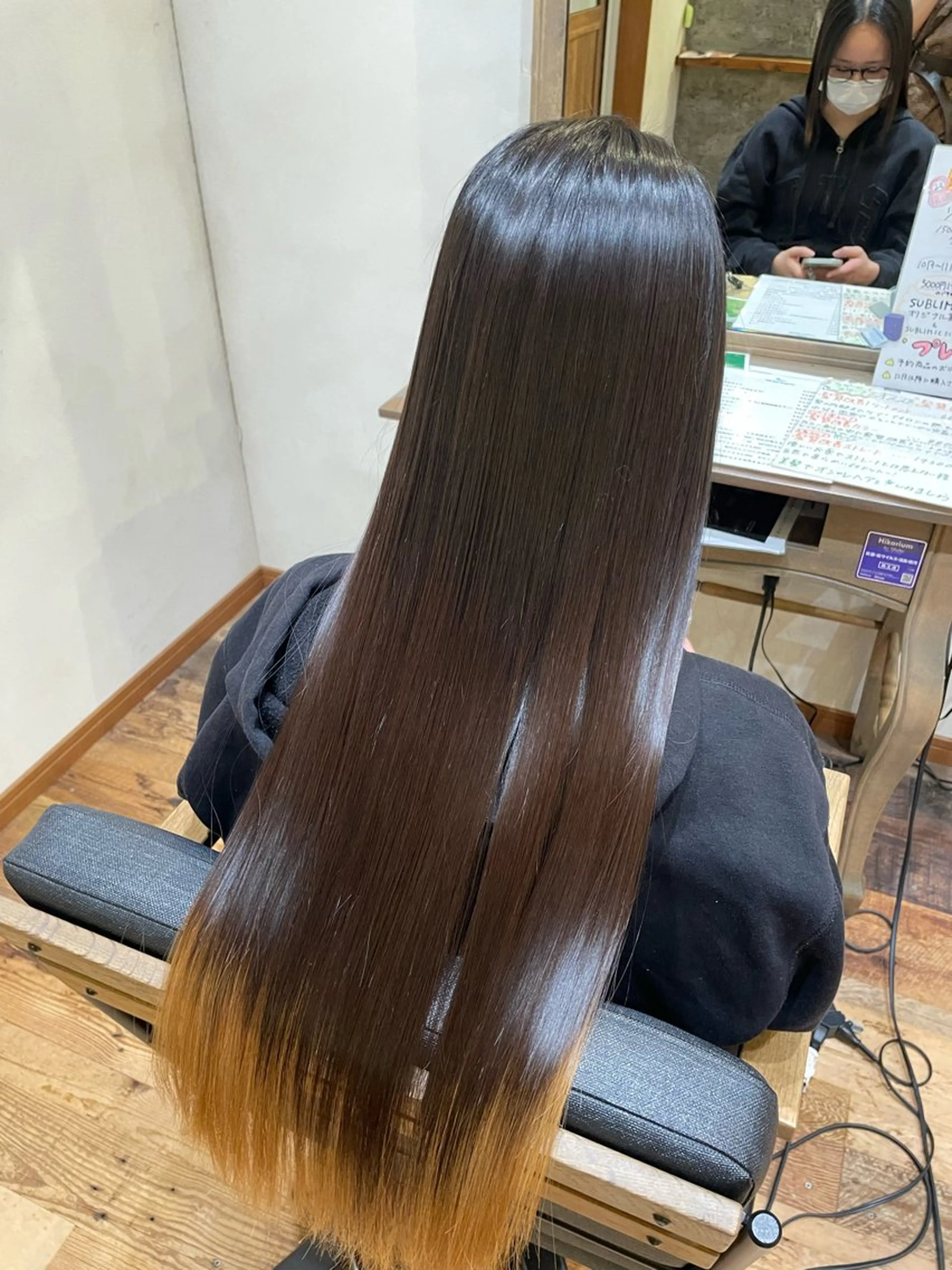 カット＋縮毛矯正（髪質改善縮毛矯正と選べます！＋1100円）の写真