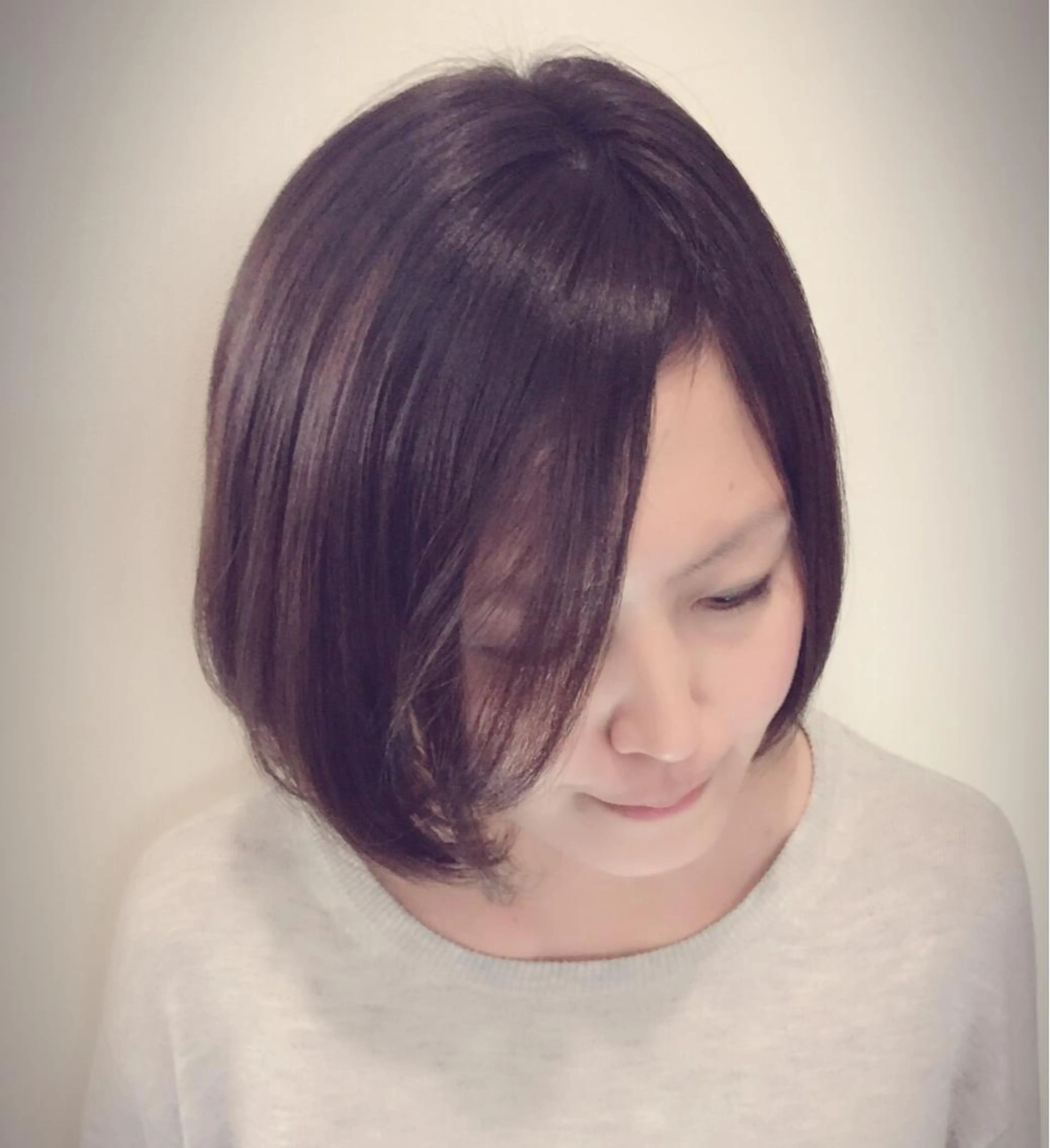 ミディアム ボブ ✨白髪ぼかし 🍀MINAKO☆のヘアスタイル