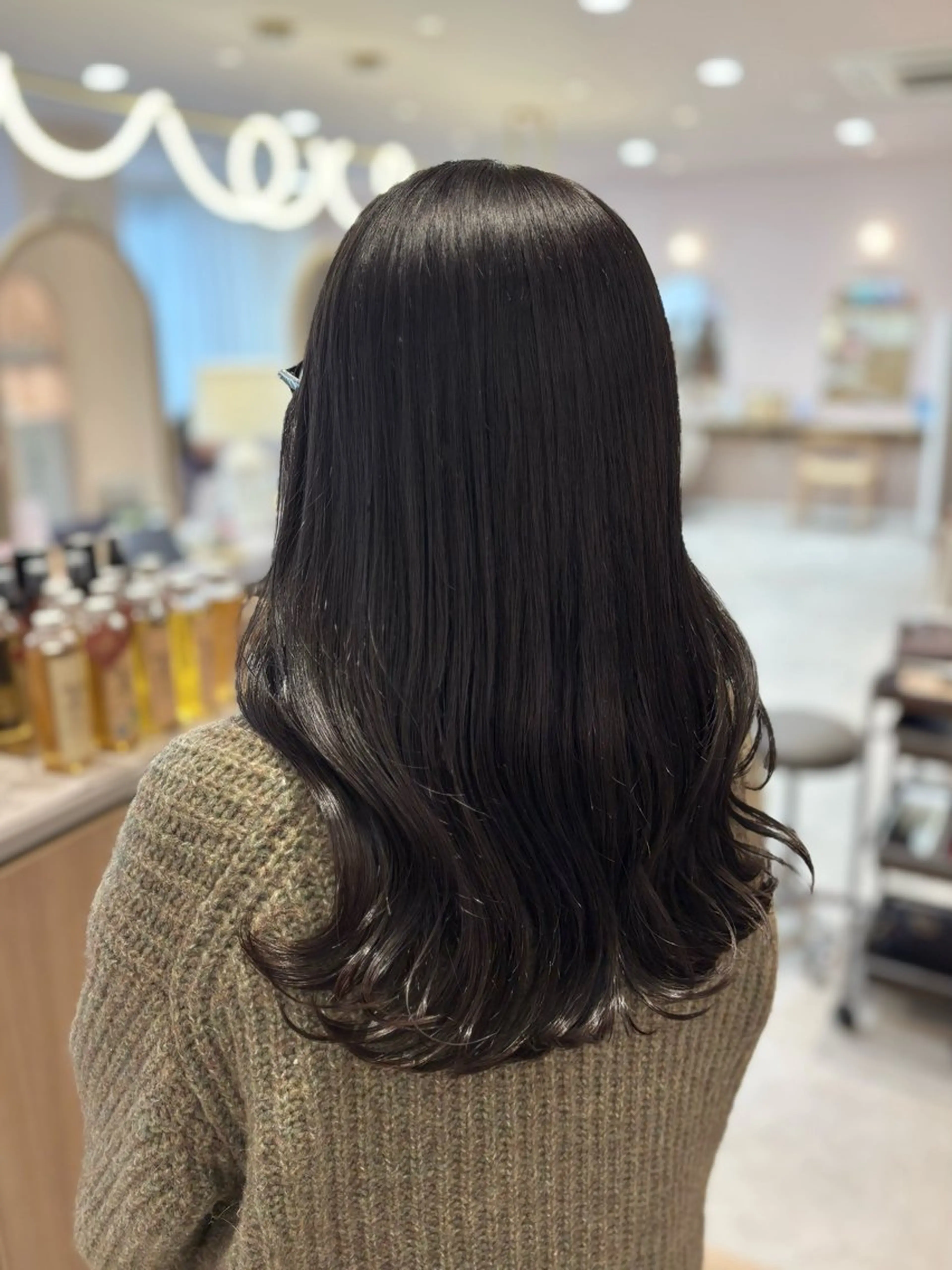 ロング カラー アッシュ アッシュブラウン ブラウンカラー ヘアカラー トリートメント merc.谷本 澪のヘアスタイル