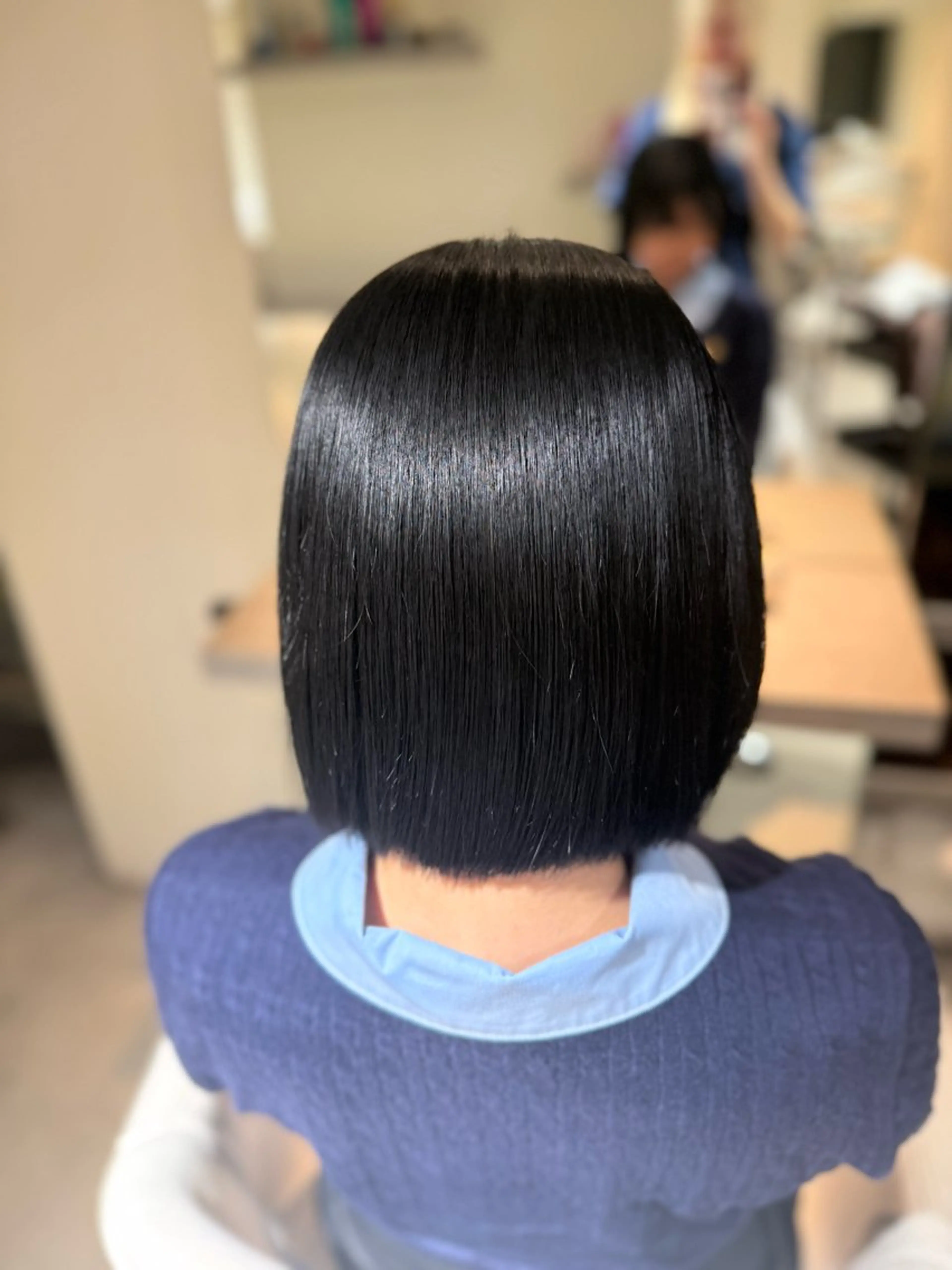 ショート カラー パーマ 黒髪 ブルーカラー ブルーブラック ケアカラー 縮毛矯正 カット ヘアカラー 縮毛矯正 トリートメント 🦋🫧艶髪カラー 🫧🦋あいりのヘアスタイル