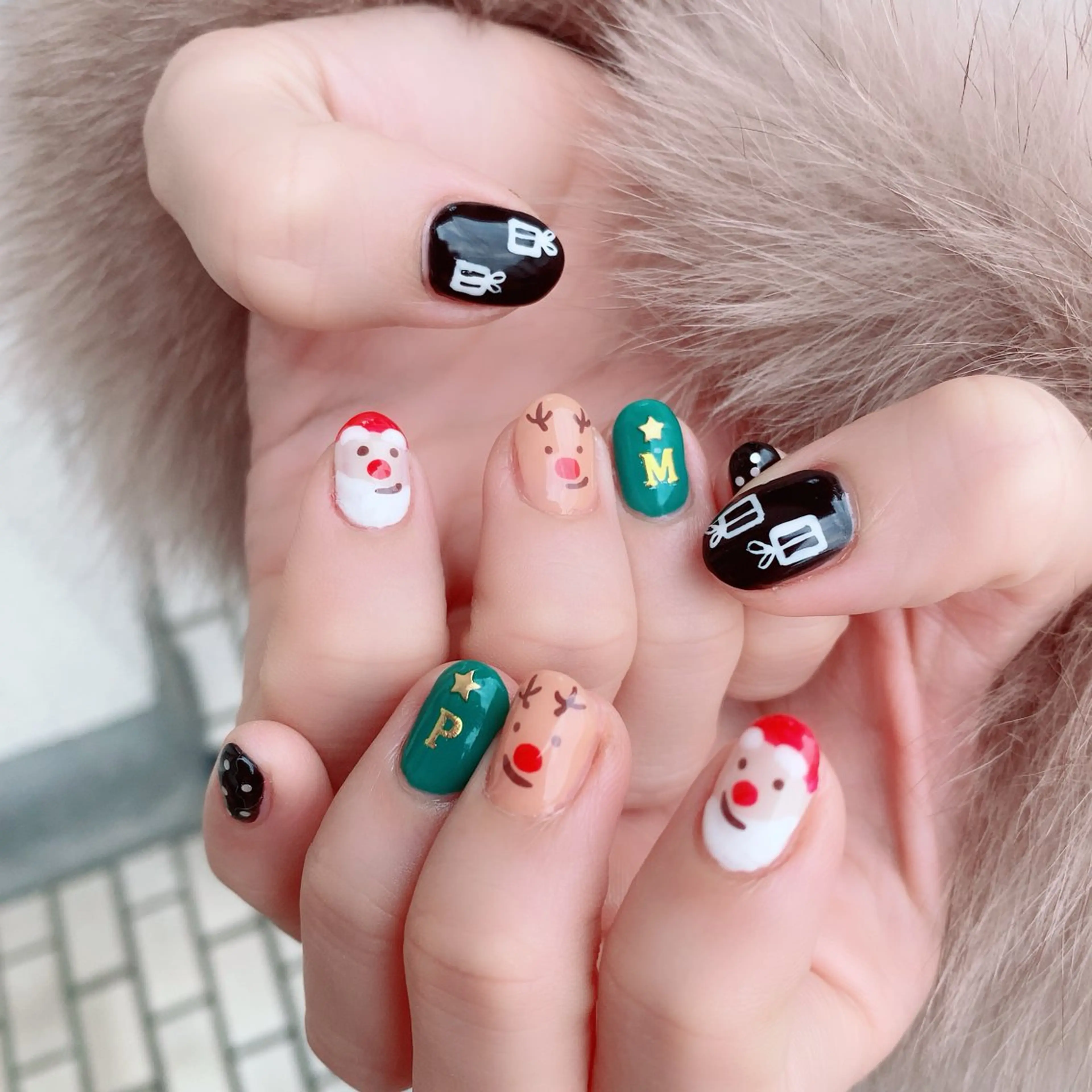 ネイル アートネイル 冬ネイル クリスマス マジョリカ ブルーのネイルデザイン