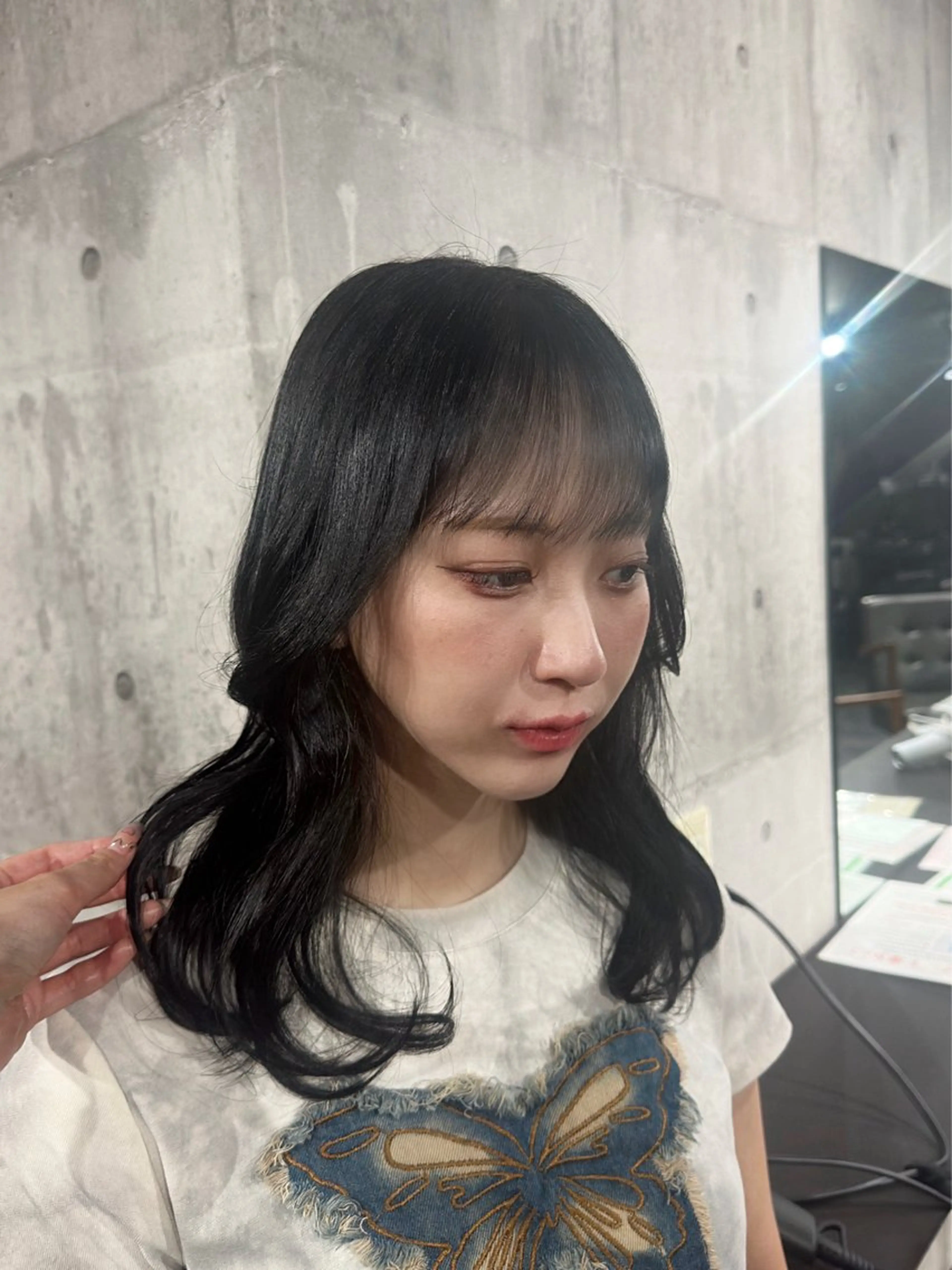 ミディアム カラー amy .のヘアスタイル