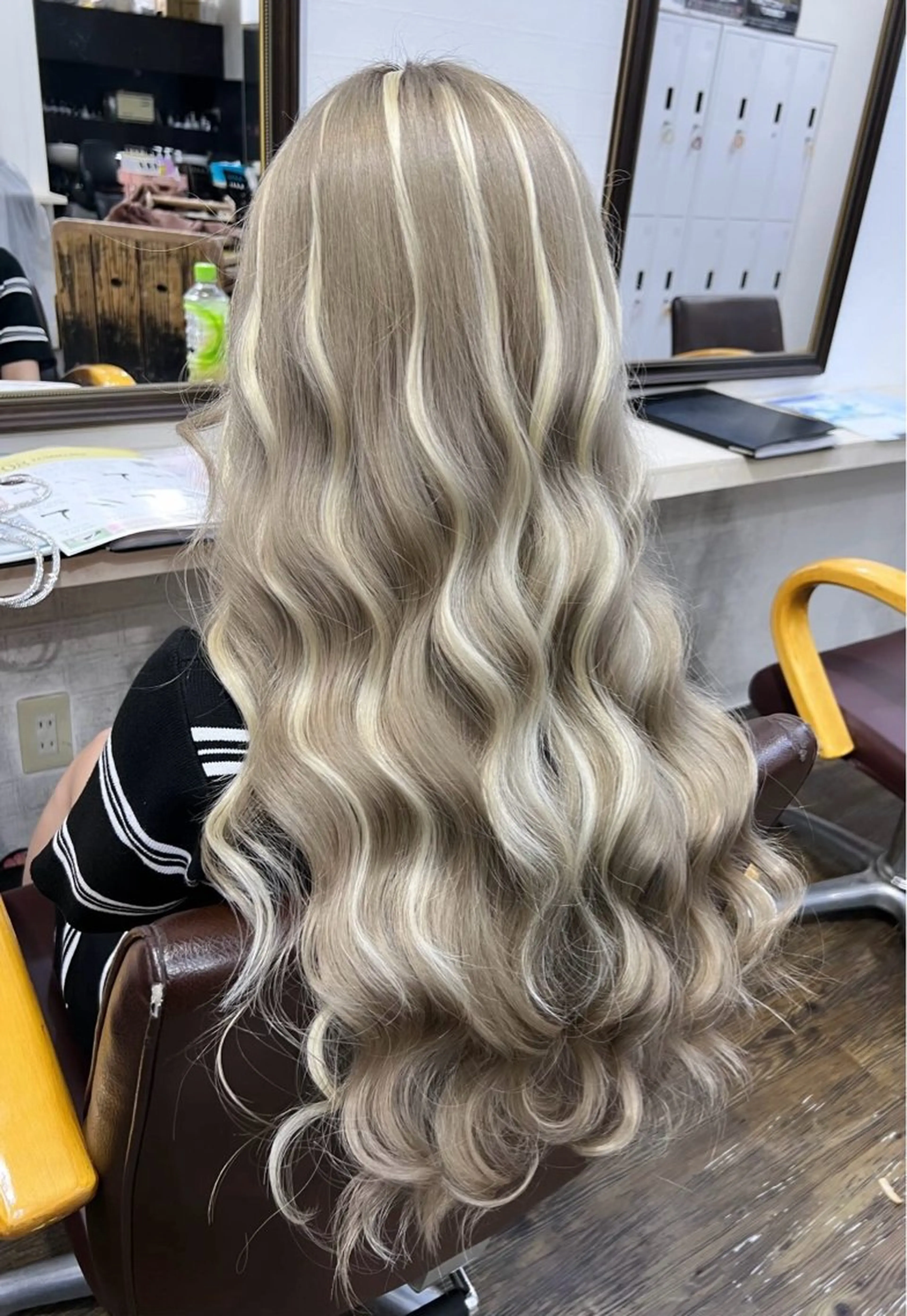 ロング カラー ブリーチ ケアブリーチ ヘアカラー エクステ 🧠U-topia 西村彩🧠のヘアスタイル