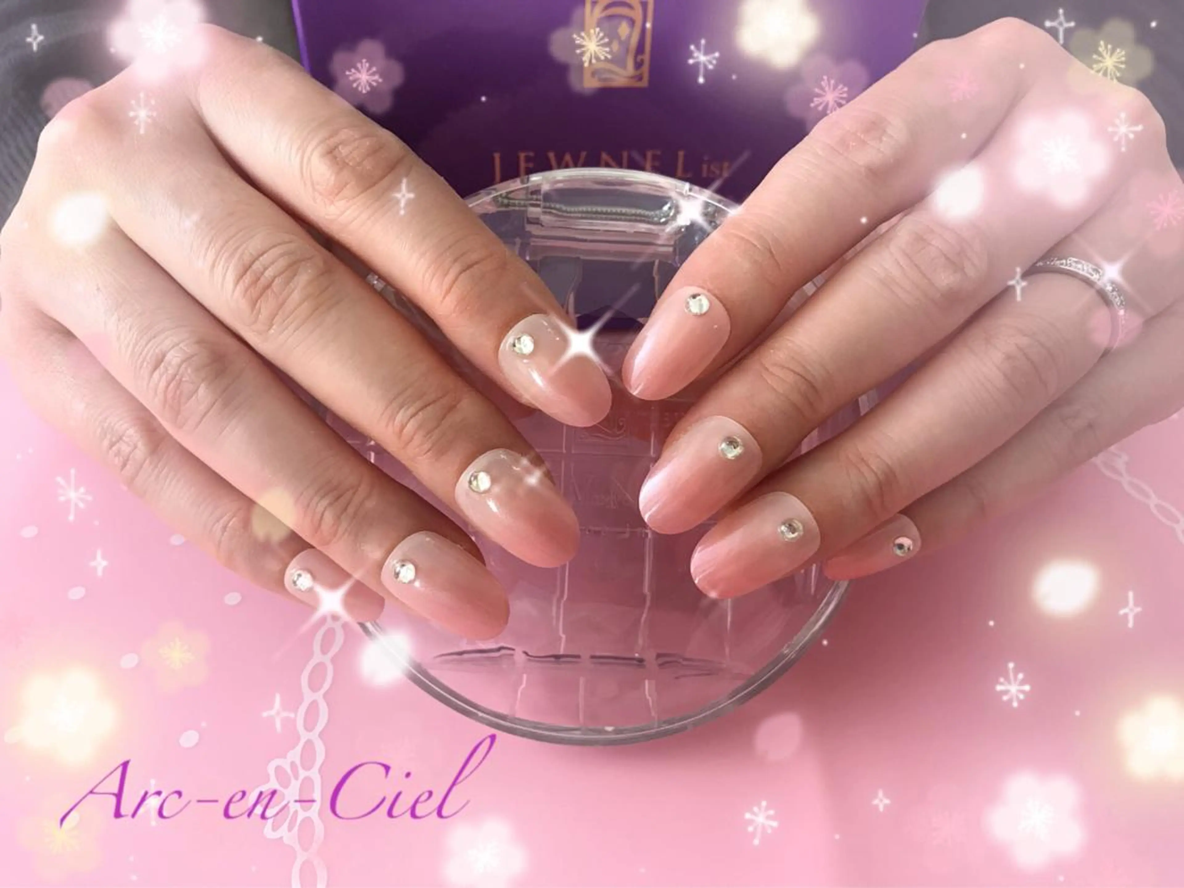 ネイル 辻  真理のネイルデザイン