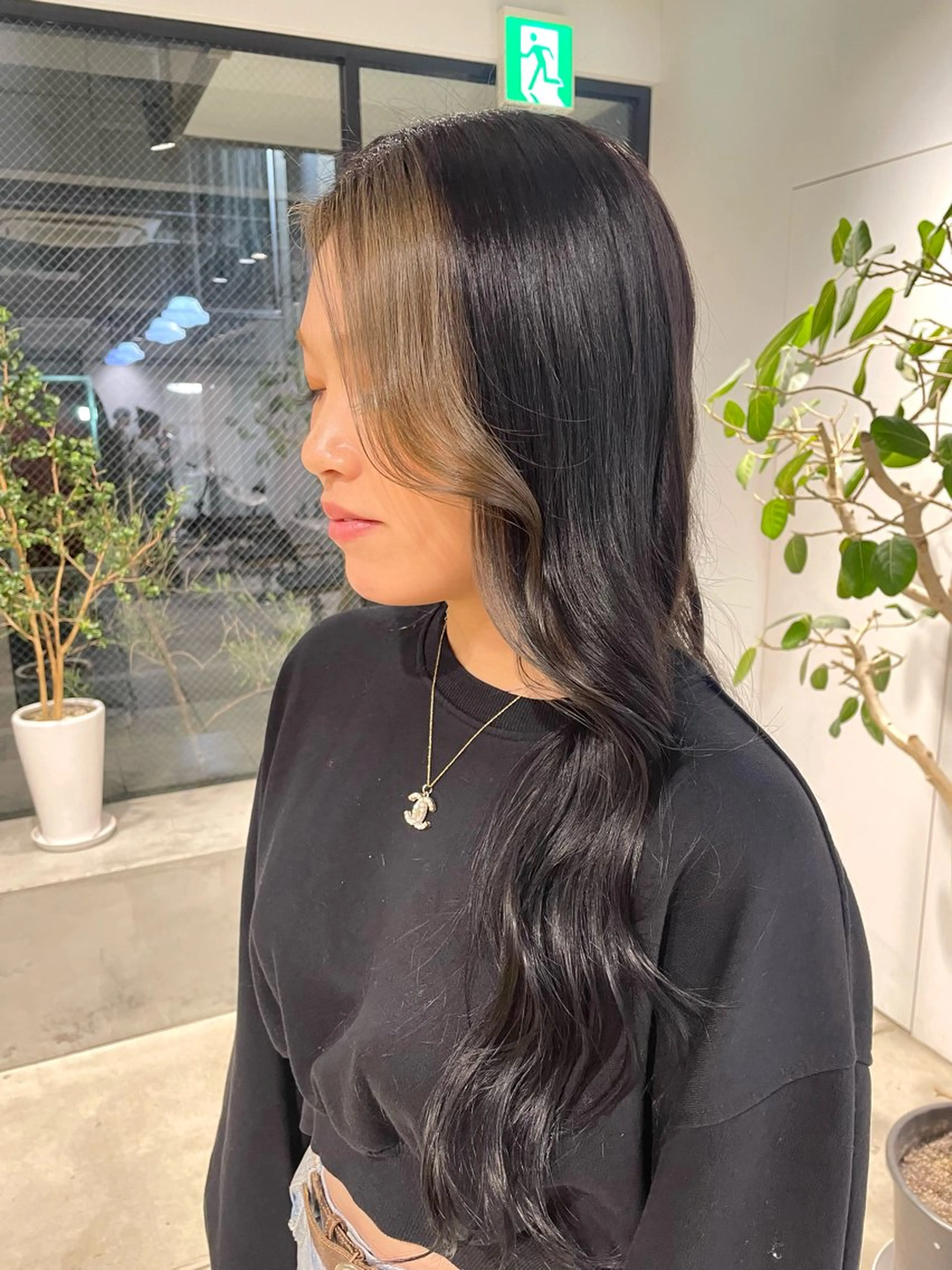 ロング カラー ベージュカラー 顔周りカット ユウナ🎀レイヤー/ 暖色カラーのヘアスタイル