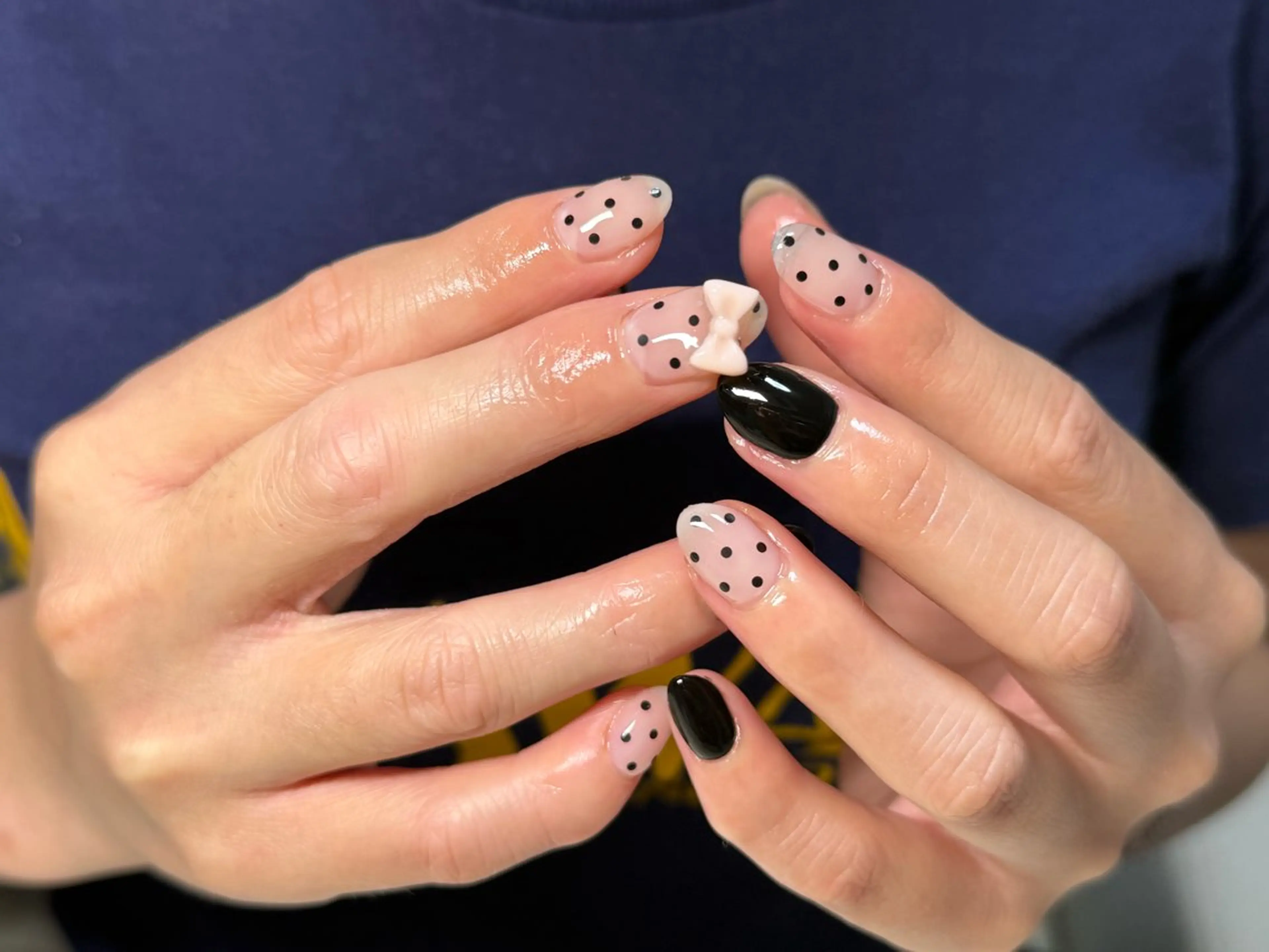 ネイル ドット リボン nail salon CHEのネイルデザイン