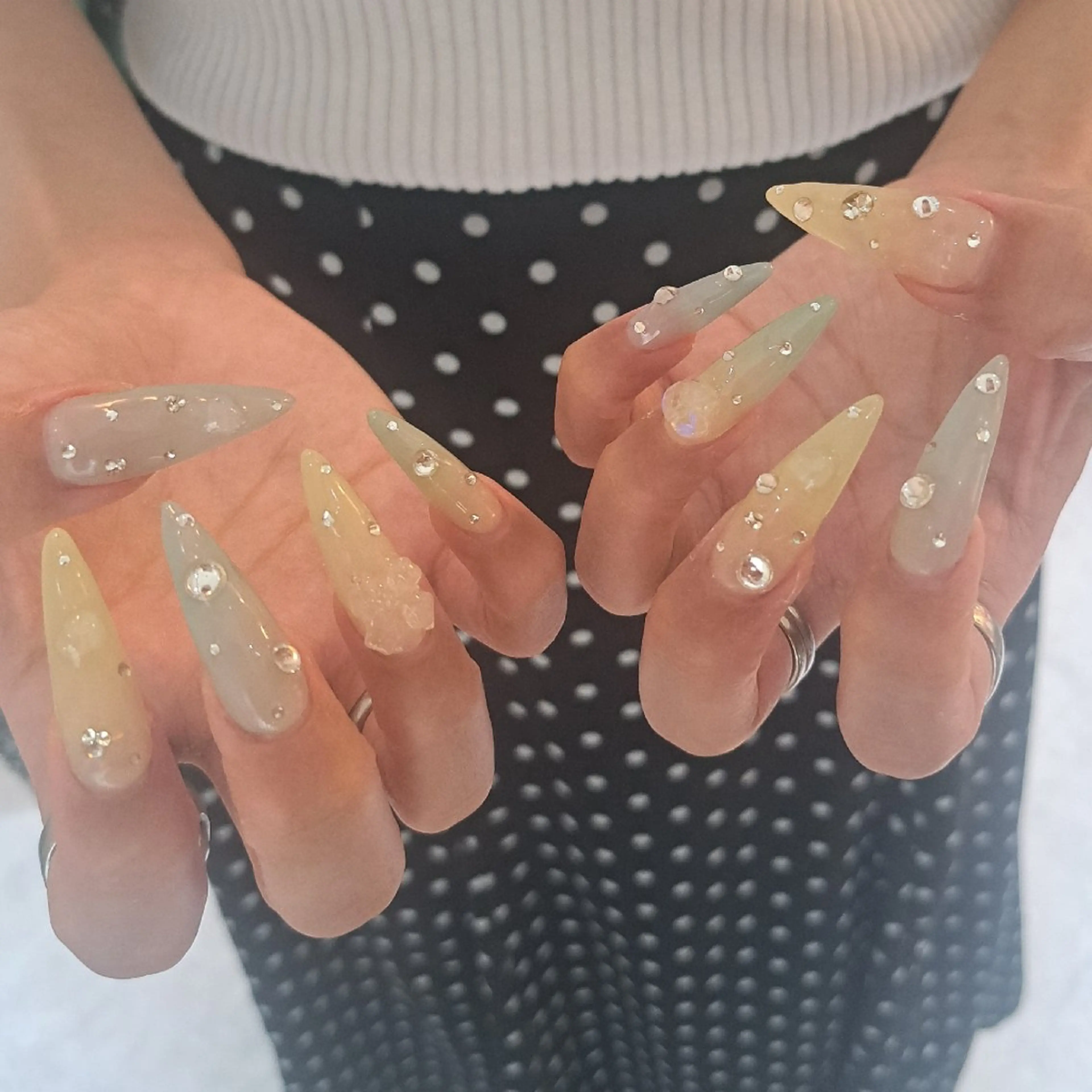 ネイル アートネイル クリアネイル 持ち込み スカルプネイル Nail mood デザイン持ち込みokのネイルデザイン